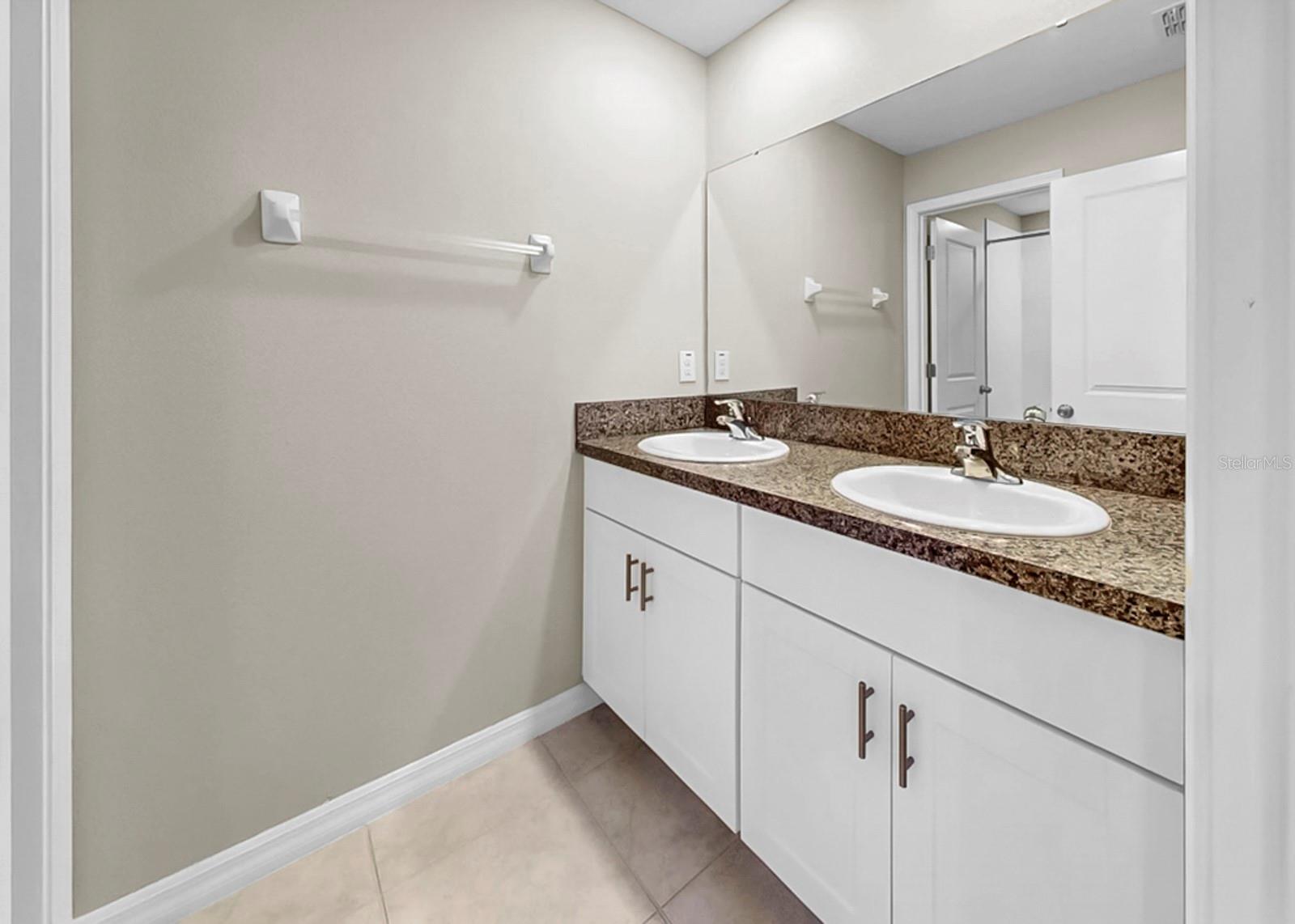 Image 36 of 77 For 12835 Wildflower Meadow Drive