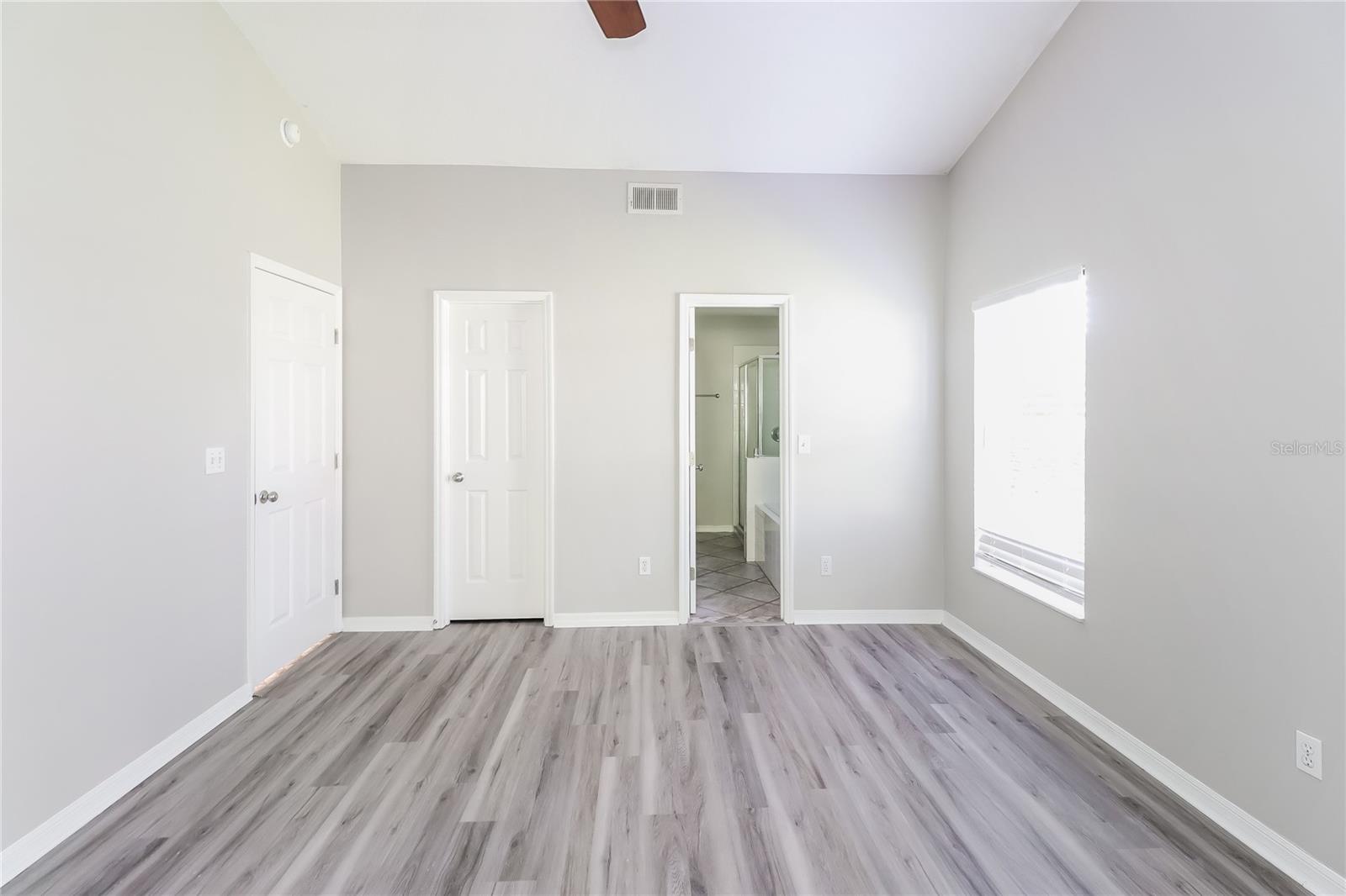 Image 11 of 15 For 1057 Arbor Hill Circle