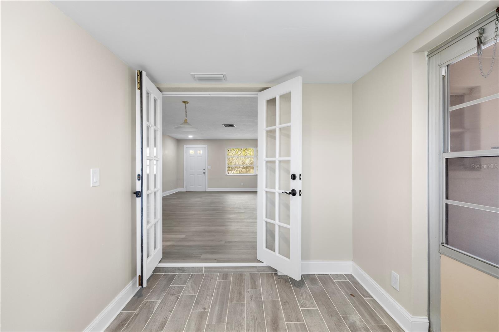 Image 15 of 51 For 1820 Patlin Circle N