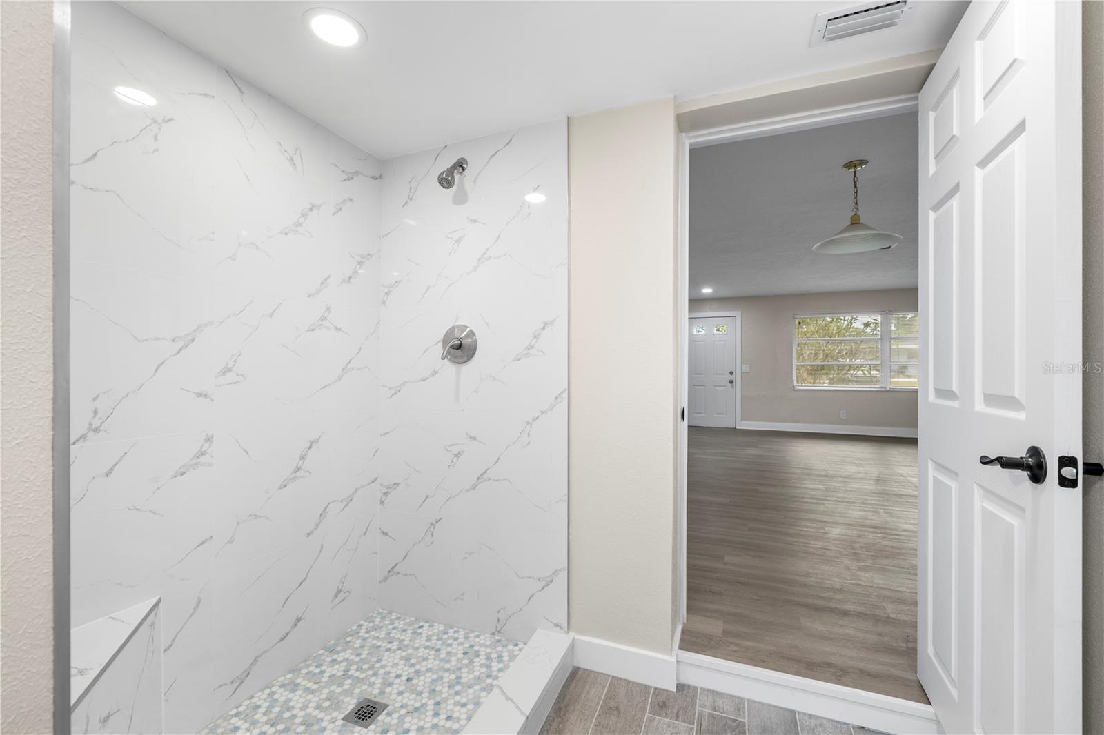 Image 18 of 51 For 1820 Patlin Circle N