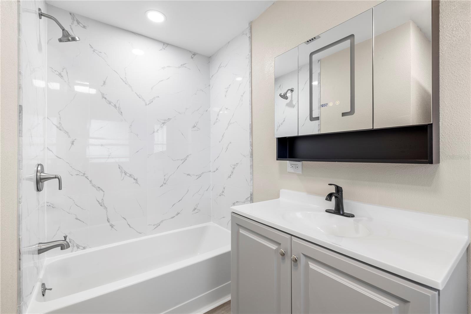 Image 30 of 51 For 1820 Patlin Circle N