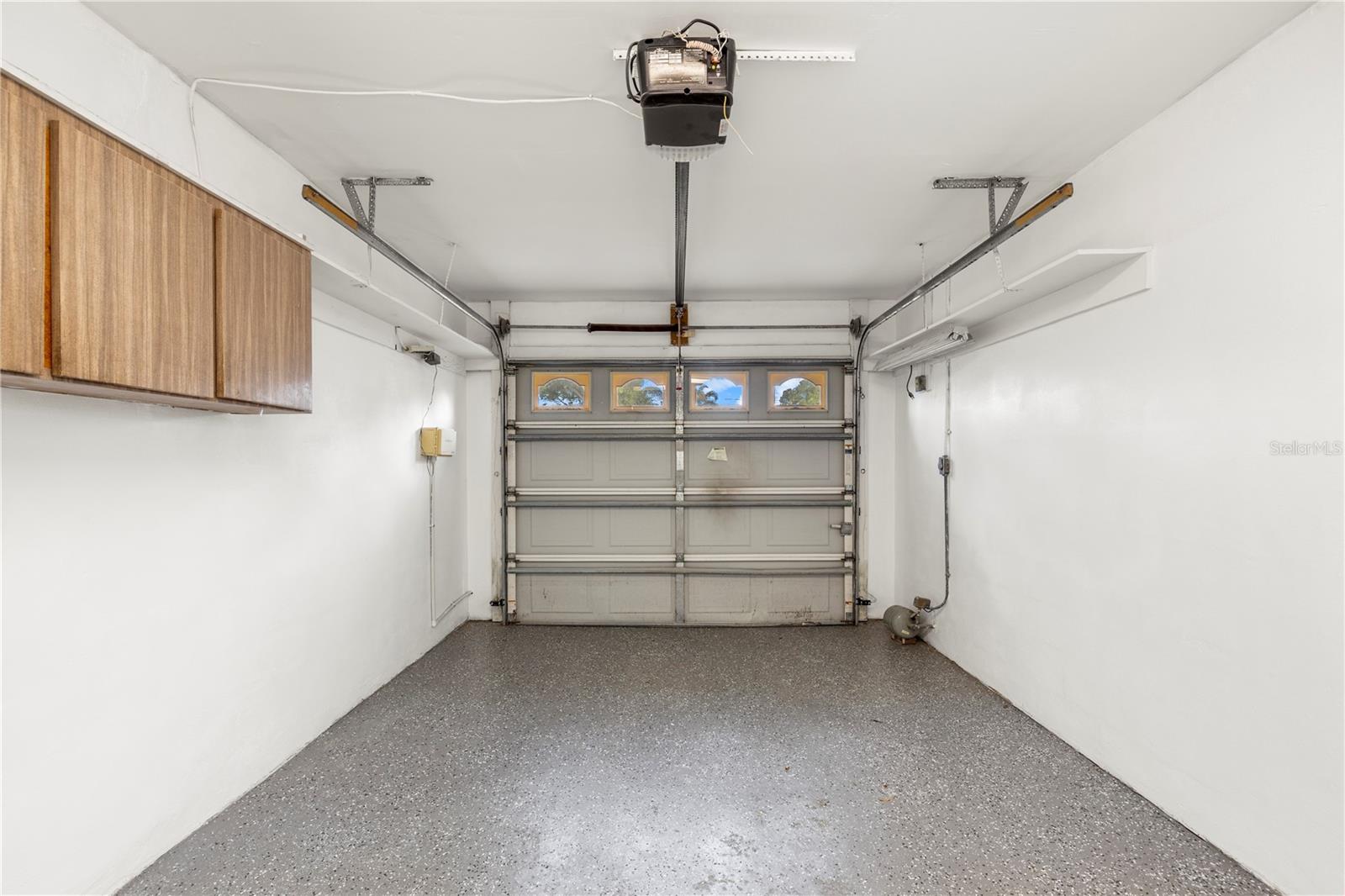 Image 32 of 51 For 1820 Patlin Circle N