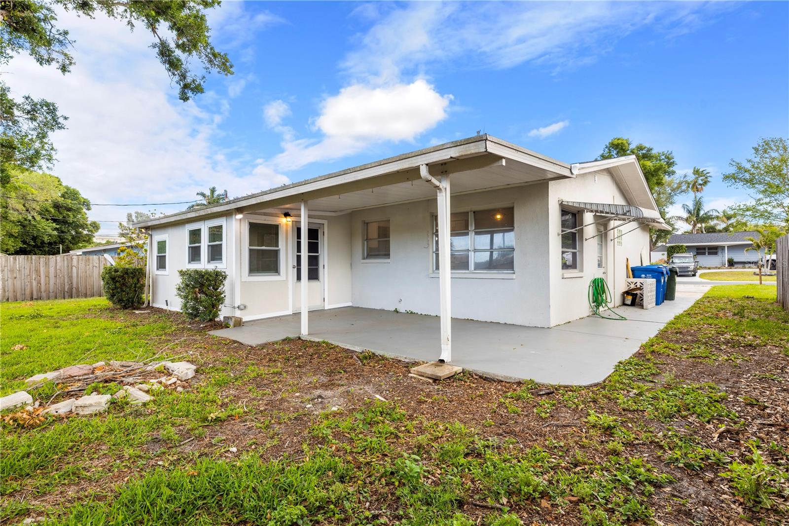 Image 35 of 51 For 1820 Patlin Circle N