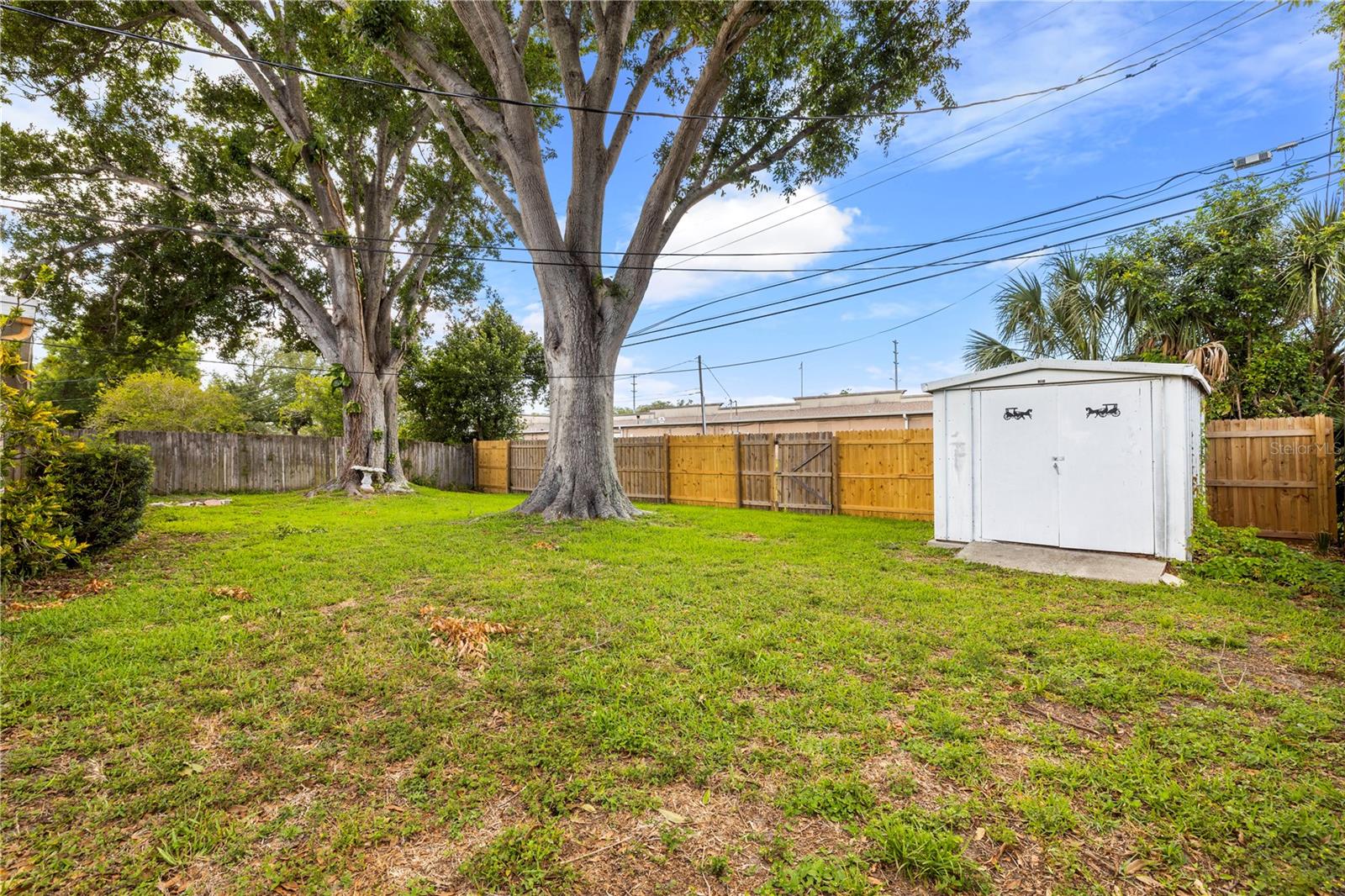 Image 38 of 51 For 1820 Patlin Circle N