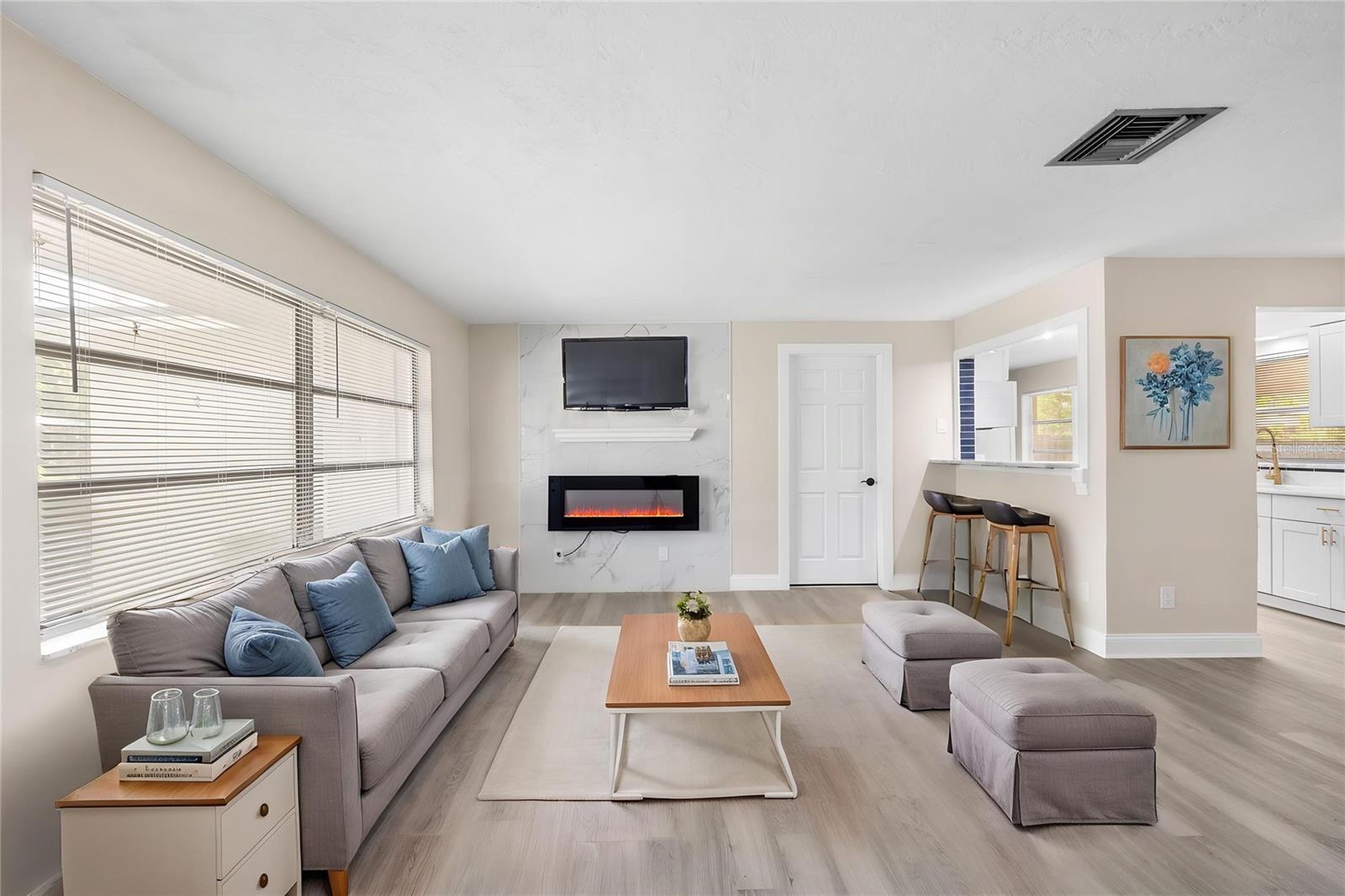 Image 4 of 51 For 1820 Patlin Circle N