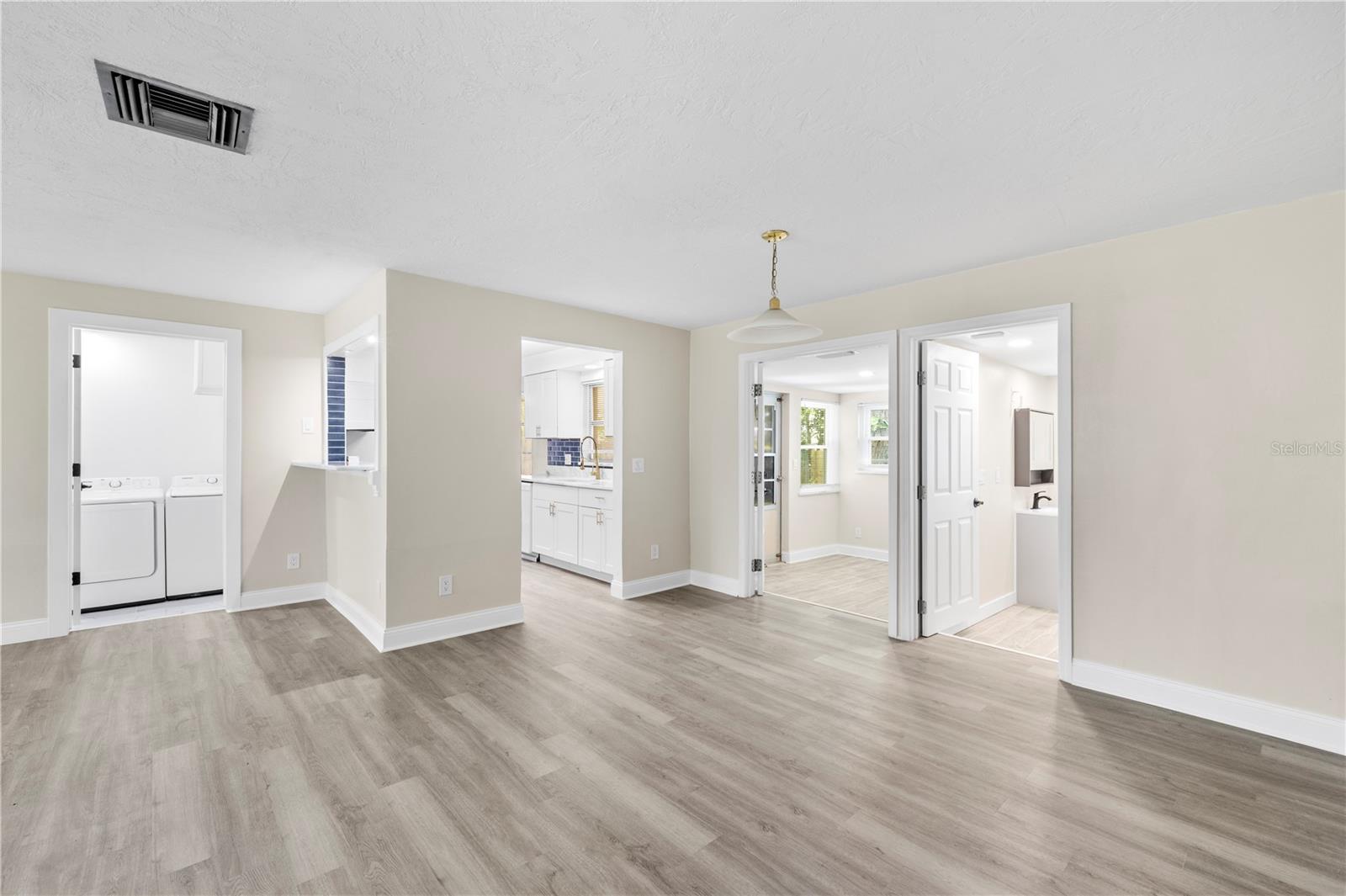 Image 9 of 51 For 1820 Patlin Circle N