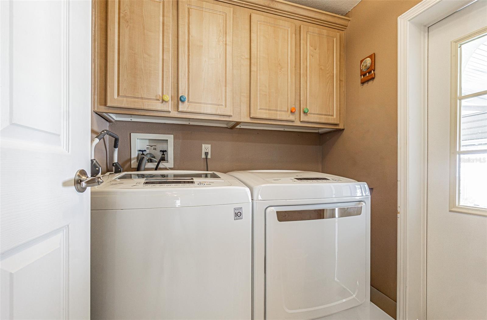 Image 28 of 58 For 37349 Gill Avenue