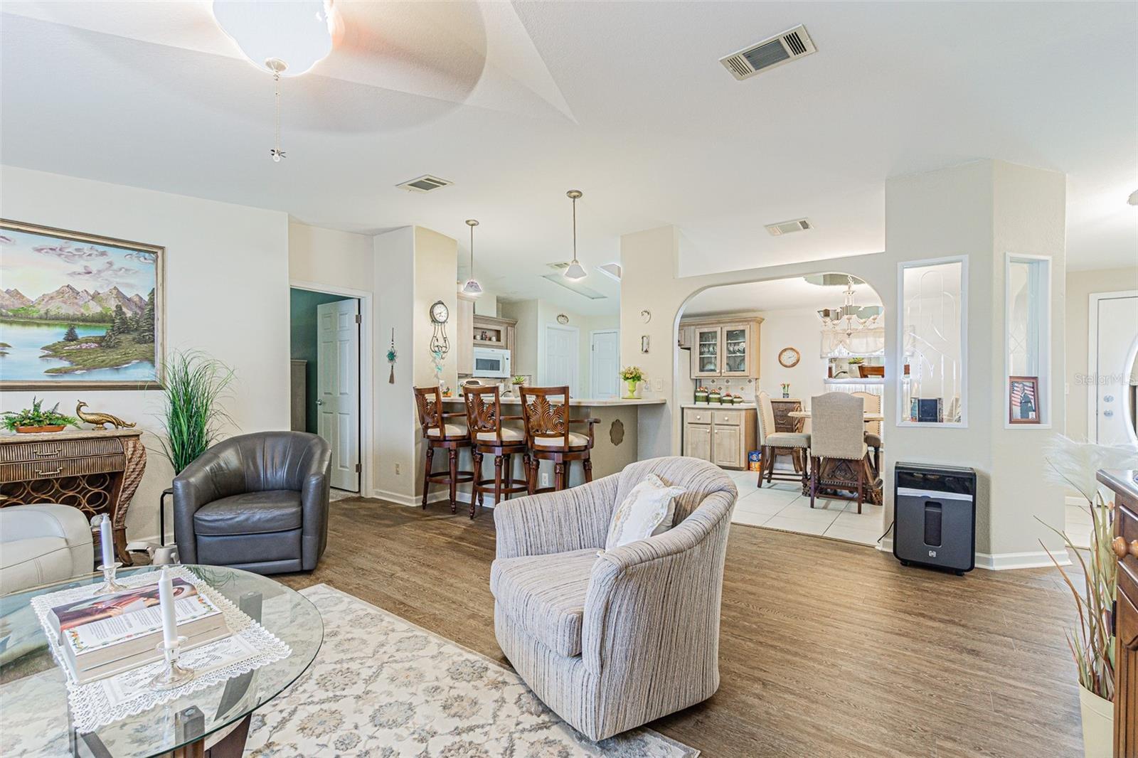 Image 5 of 58 For 37349 Gill Avenue