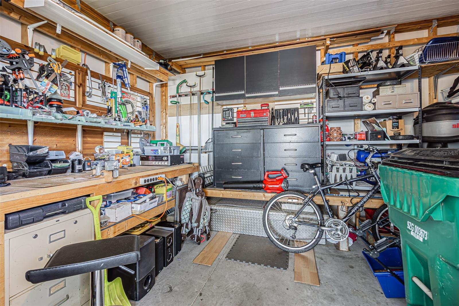 Image 32 of 50 For 37627 Lorena Avenue