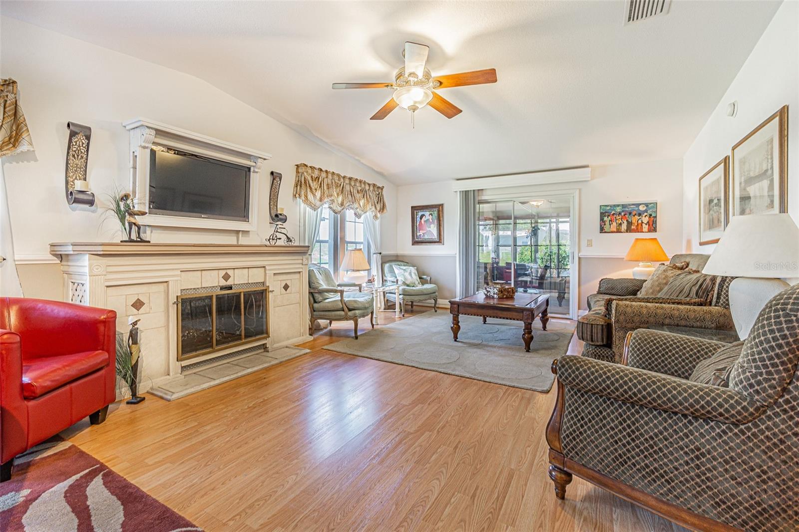 Image 5 of 50 For 37627 Lorena Avenue