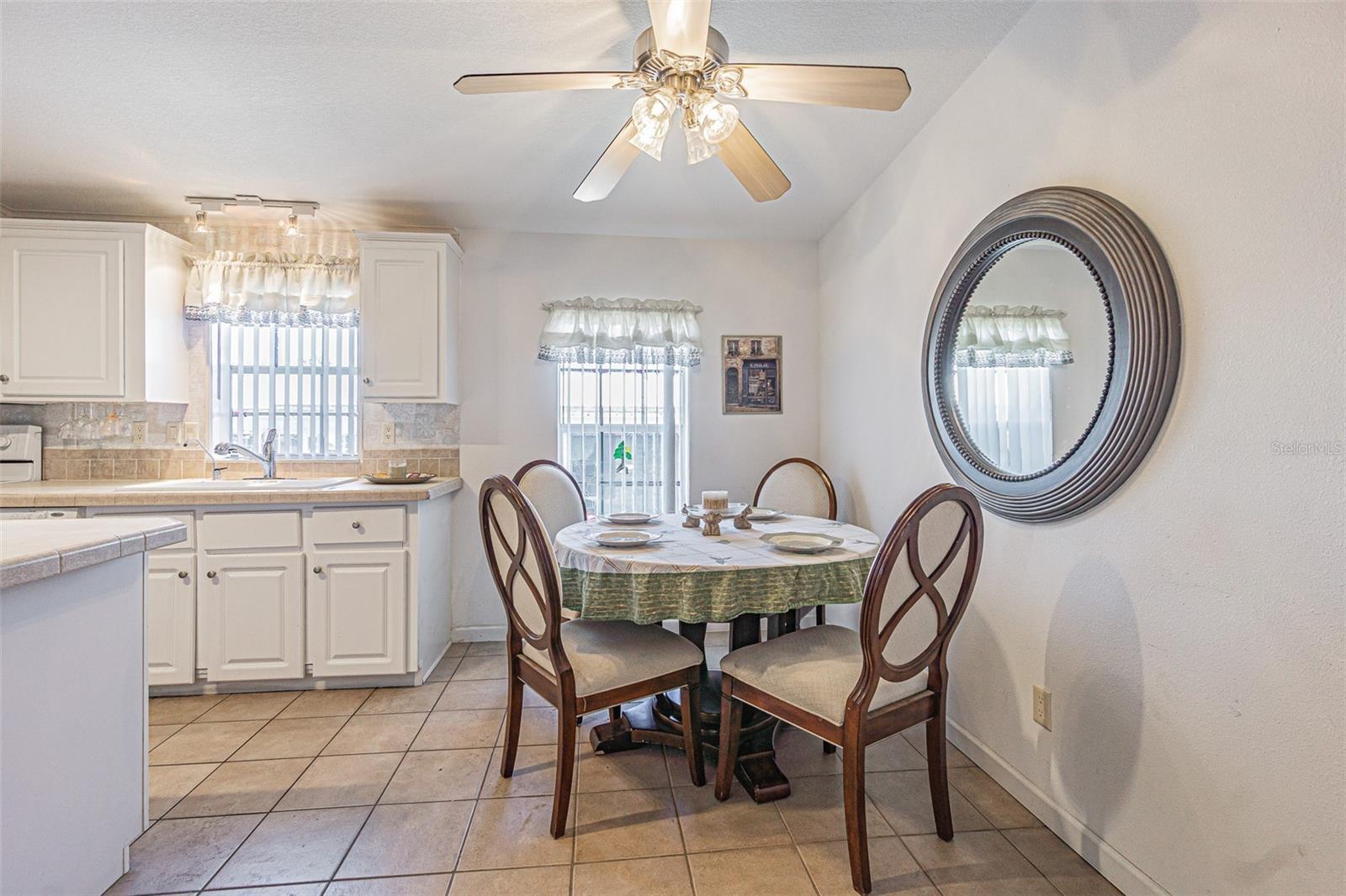 Image 9 of 50 For 37627 Lorena Avenue