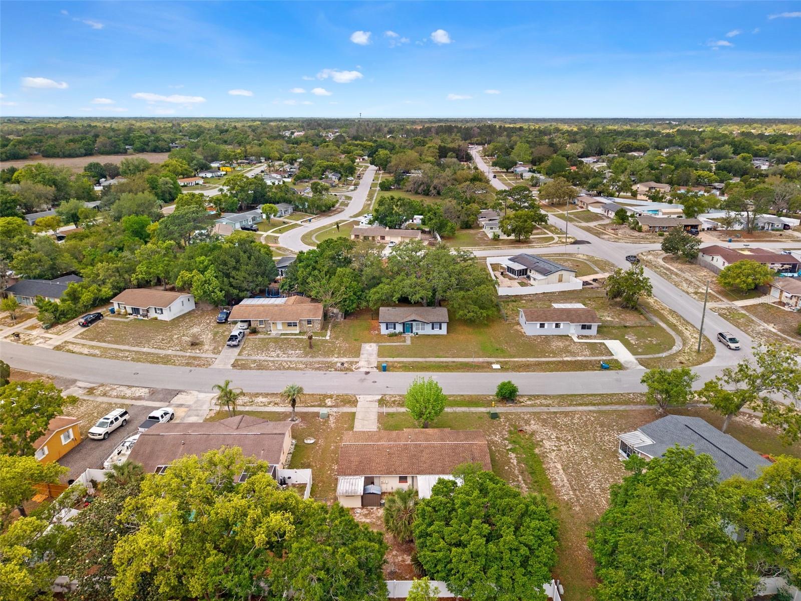 Image 11 of 34 For 9658 Bayside Court