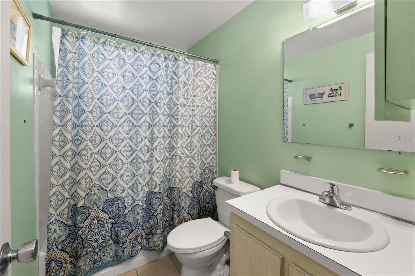 Image 28 of 34 For 9658 Bayside Court