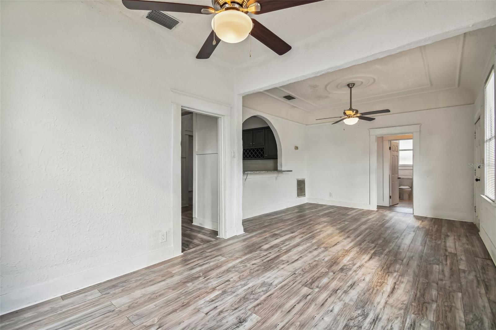 Image 13 of 73 For 1913 Lemon Street