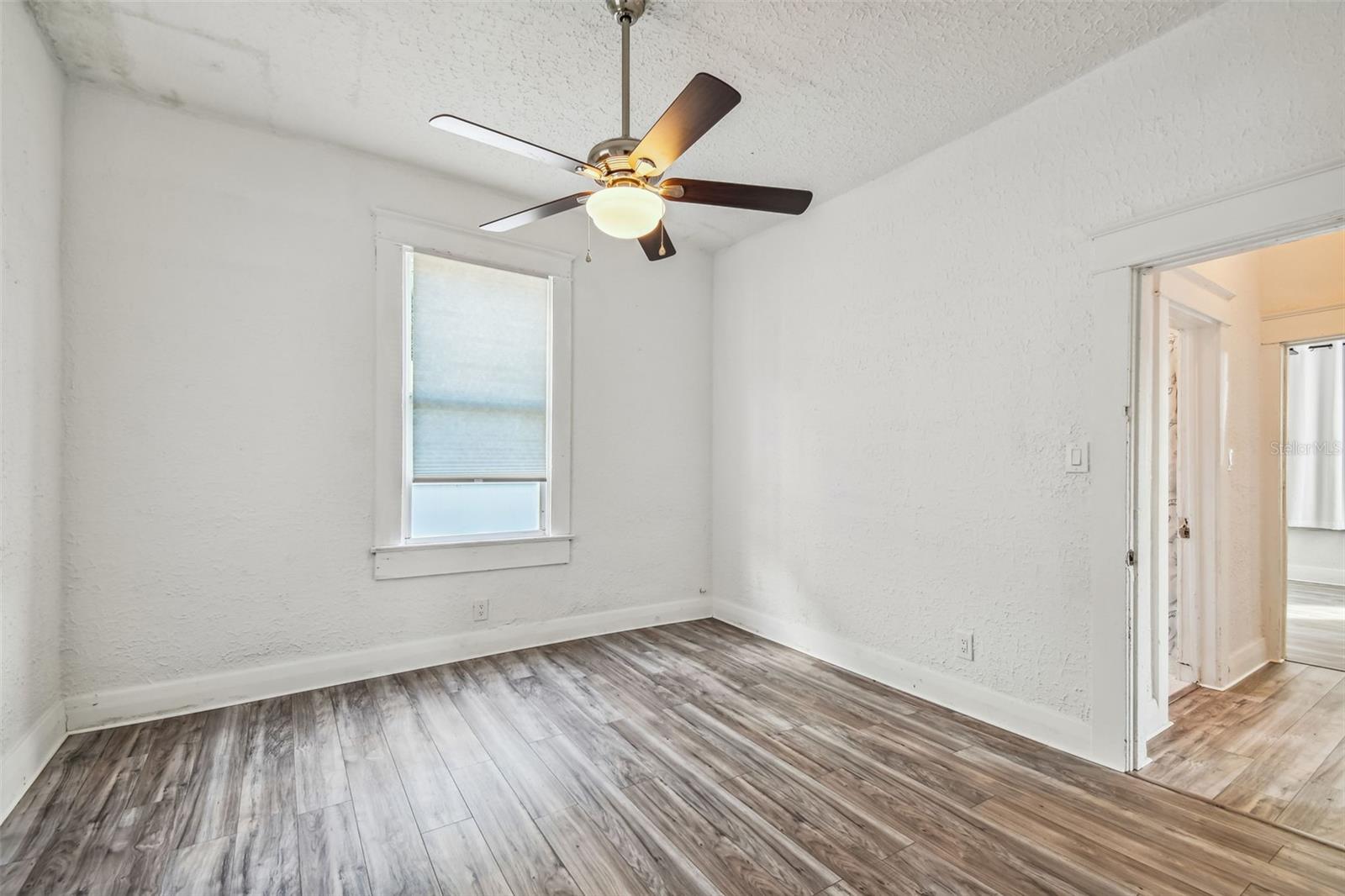 Image 16 of 73 For 1913 Lemon Street