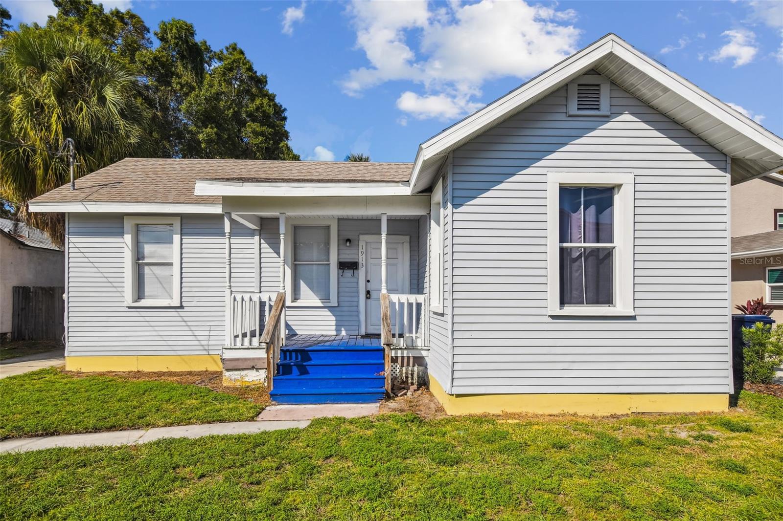 Image 2 of 73 For 1913 Lemon Street