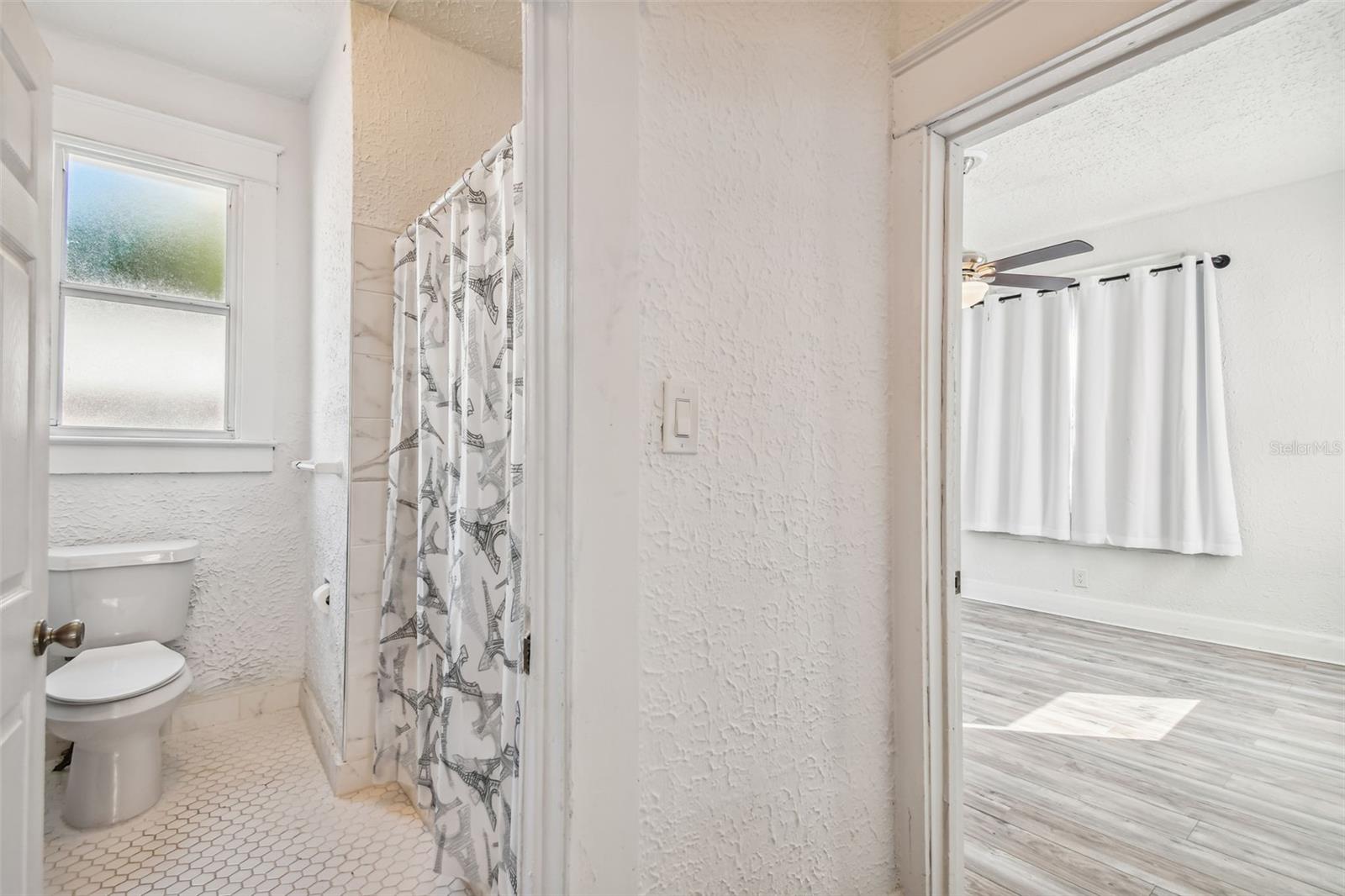 Image 24 of 73 For 1913 Lemon Street