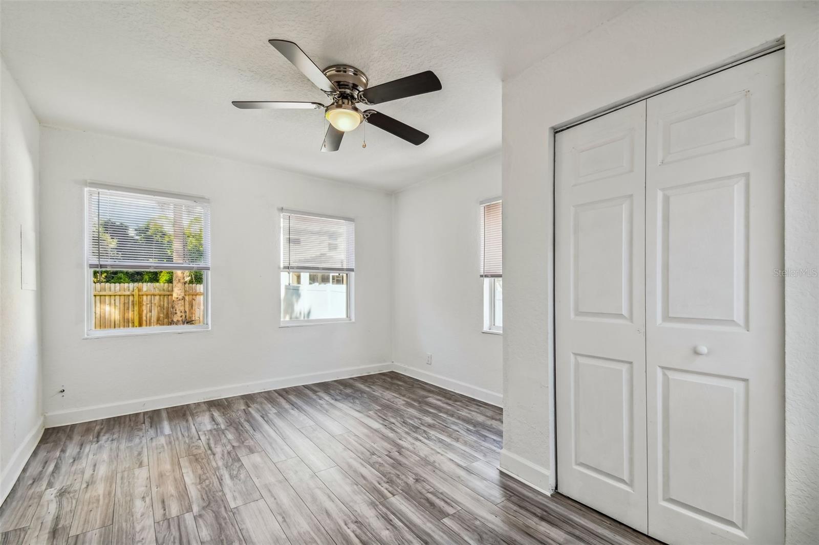 Image 32 of 73 For 1913 Lemon Street