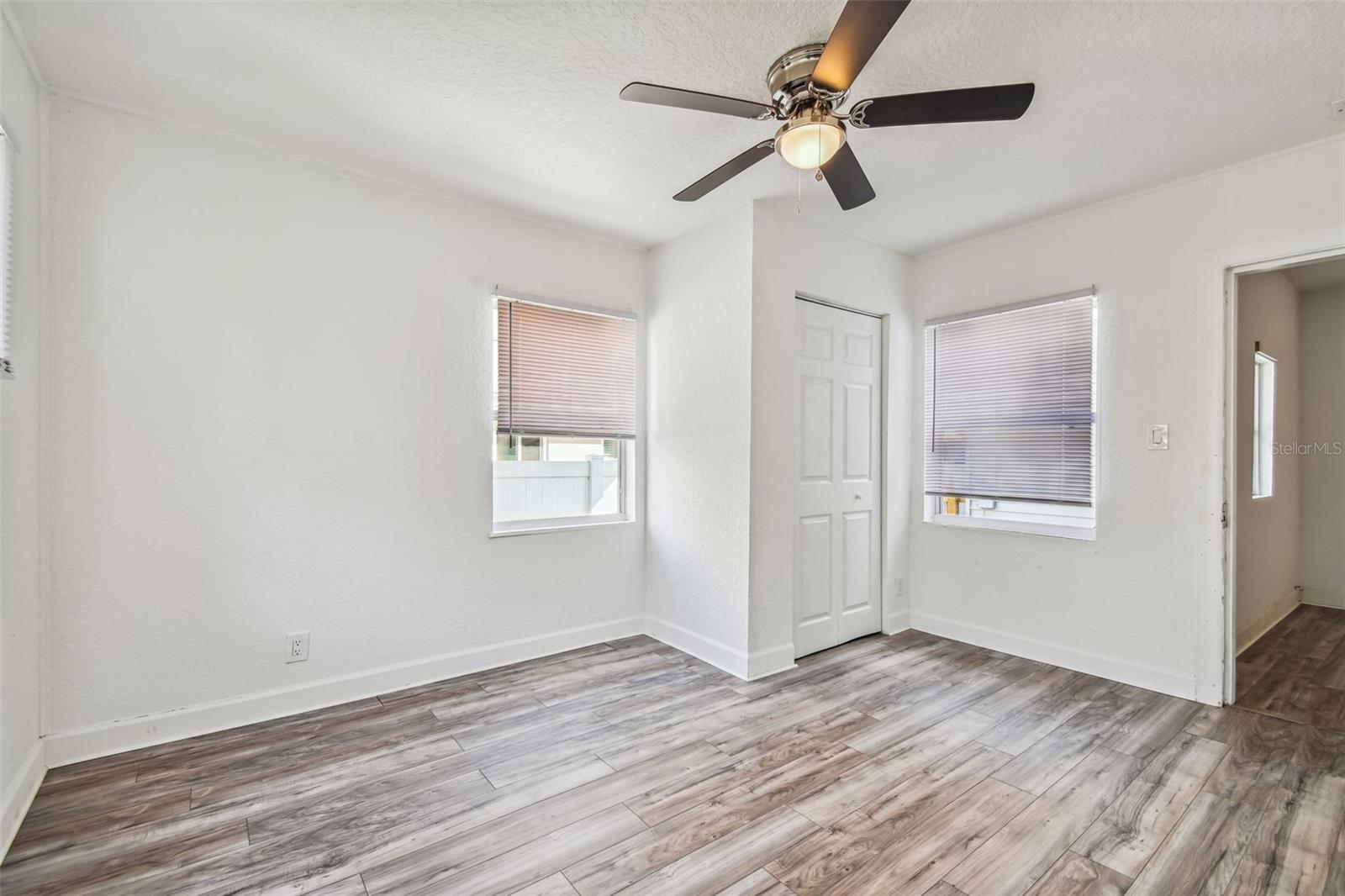 Image 35 of 73 For 1913 Lemon Street