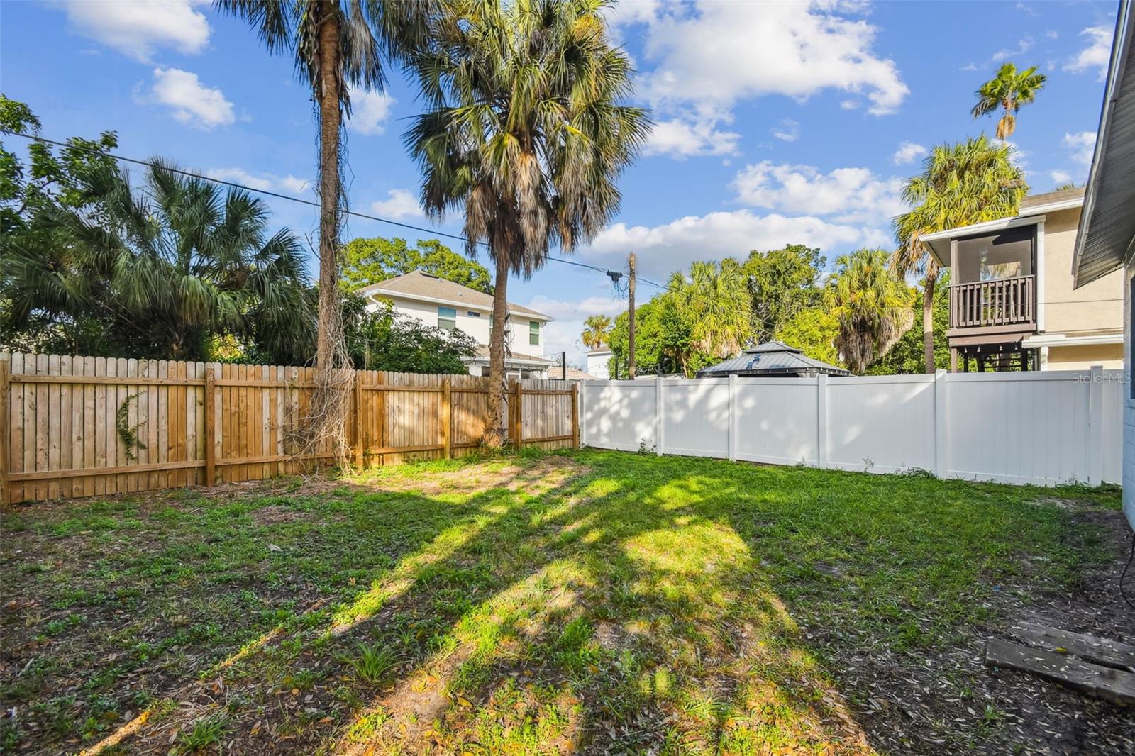 Image 53 of 73 For 1913 Lemon Street