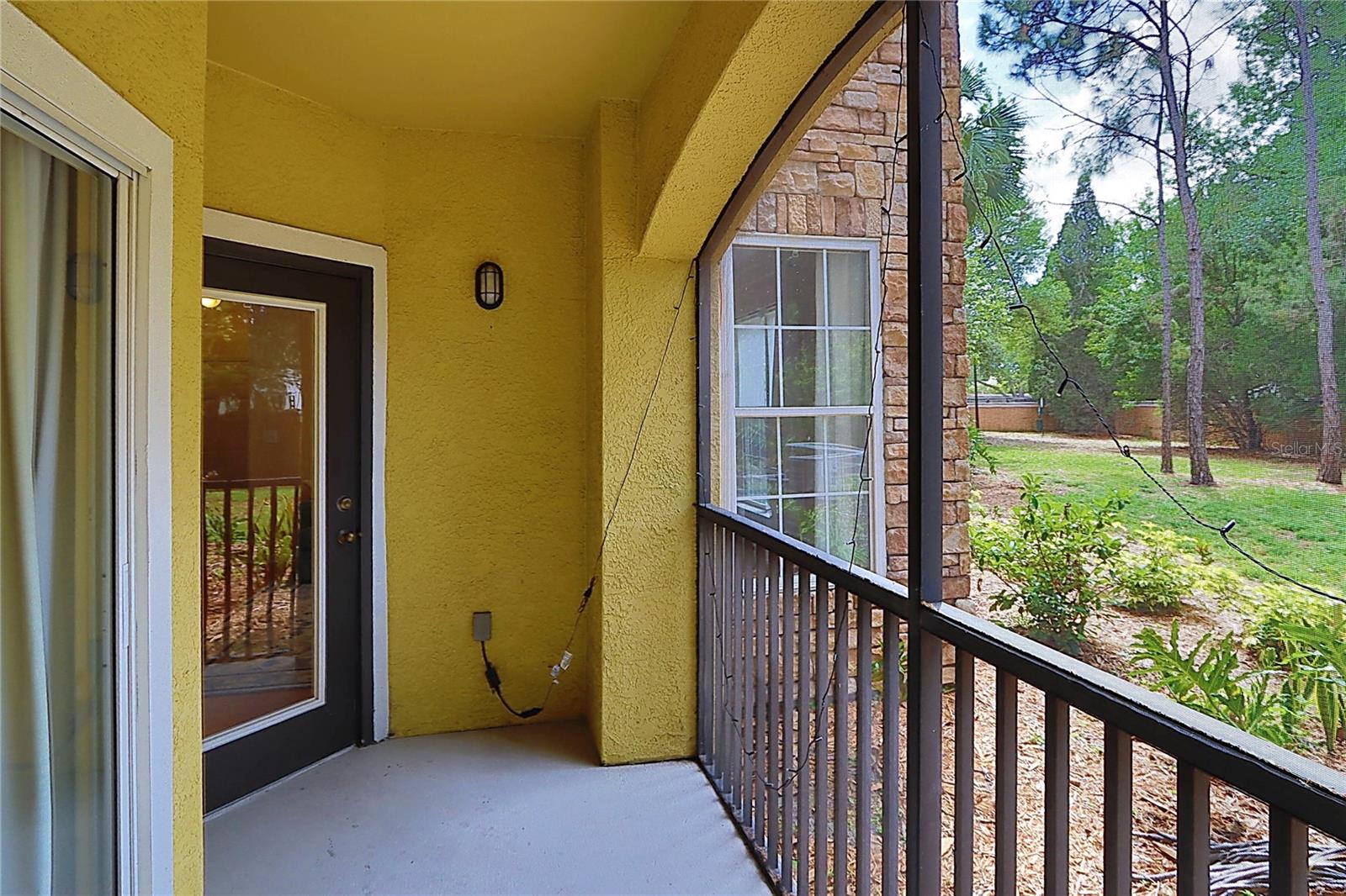 Image 23 of 40 For 2407 Courtney Meadows Court 103