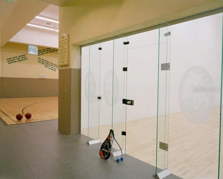 Image 39 of 40 For 2407 Courtney Meadows Court 103