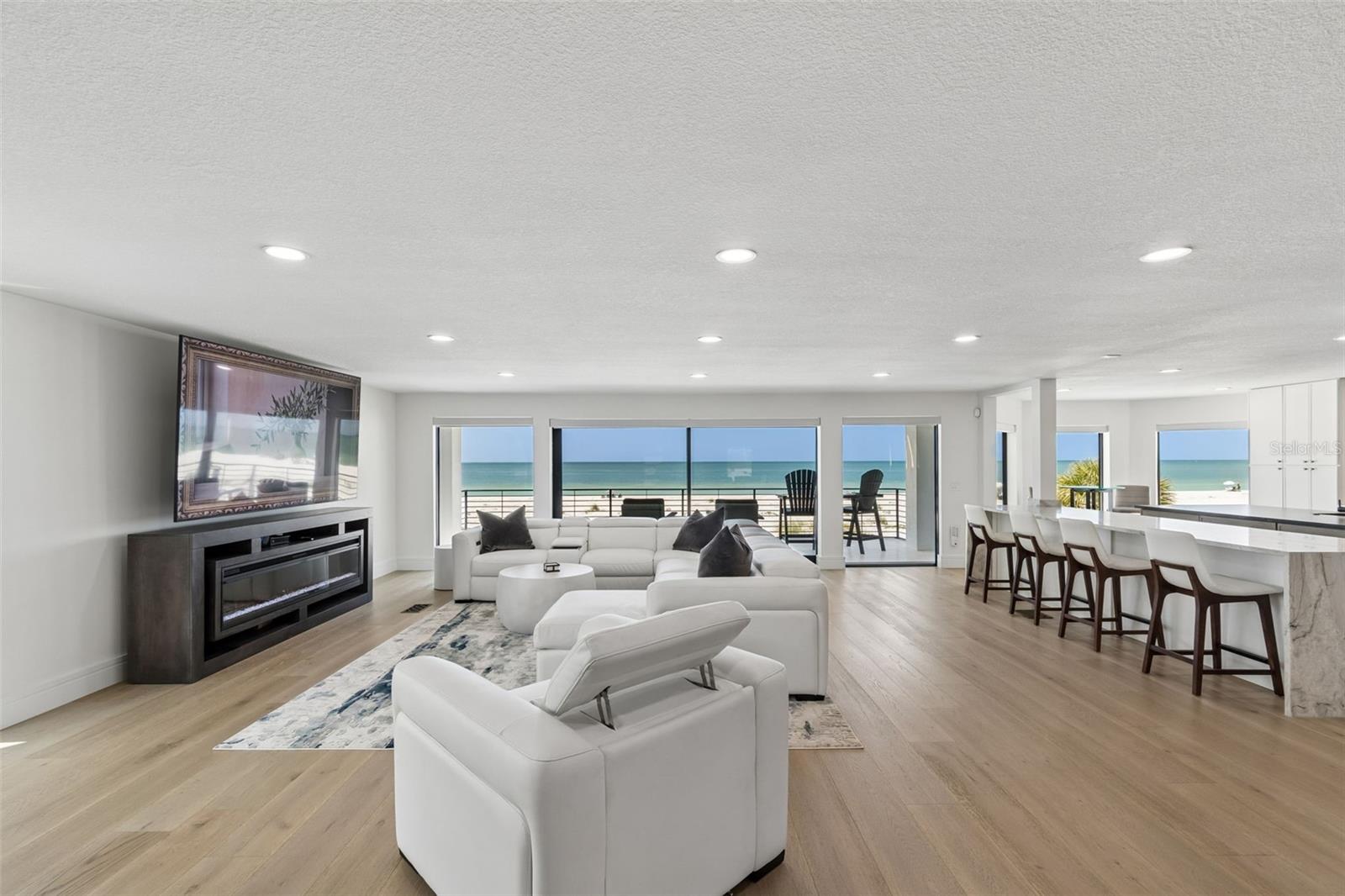 Image 11 of 100 For 930 Eldorado Avenue