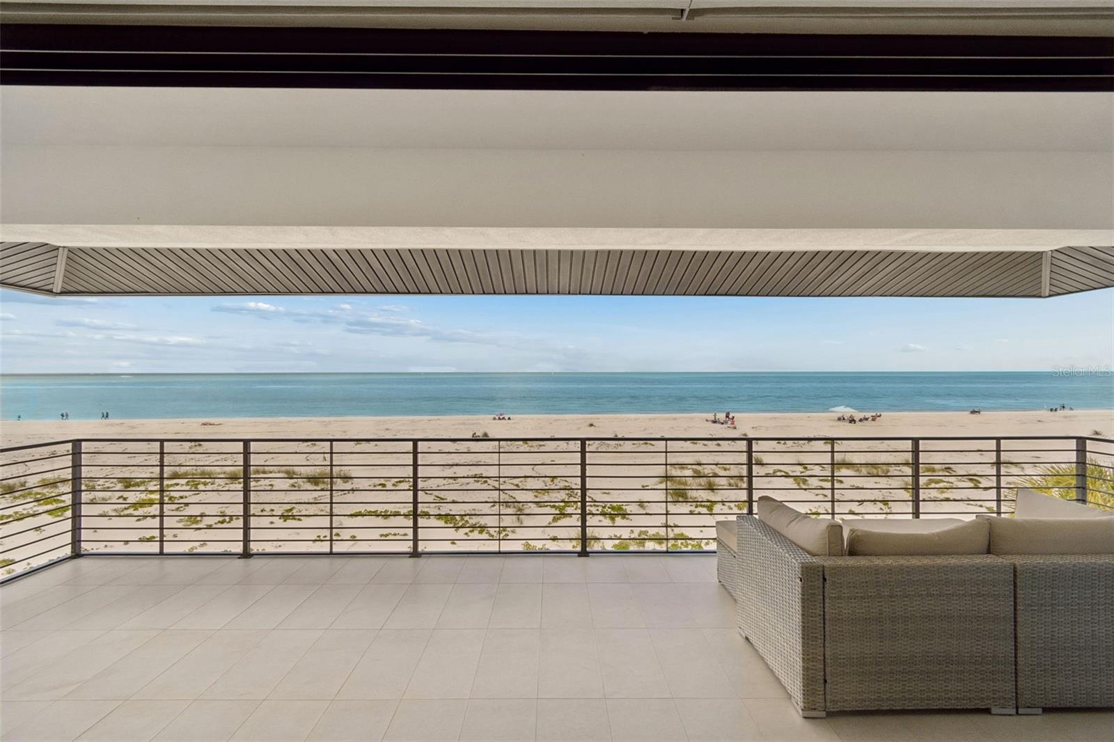 Image 47 of 100 For 930 Eldorado Avenue