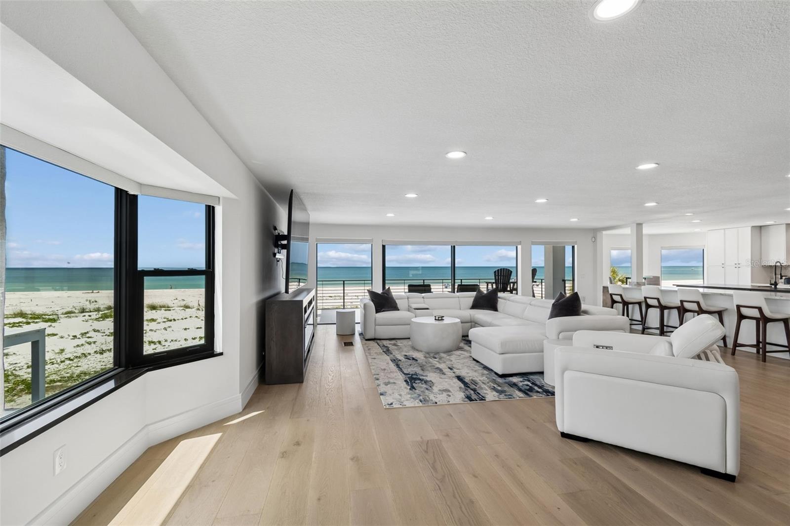 Image 6 of 100 For 930 Eldorado Avenue