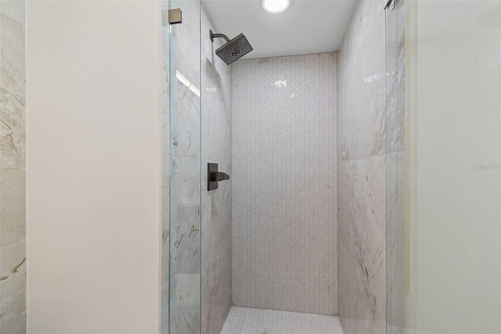 Image 63 of 100 For 930 Eldorado Avenue