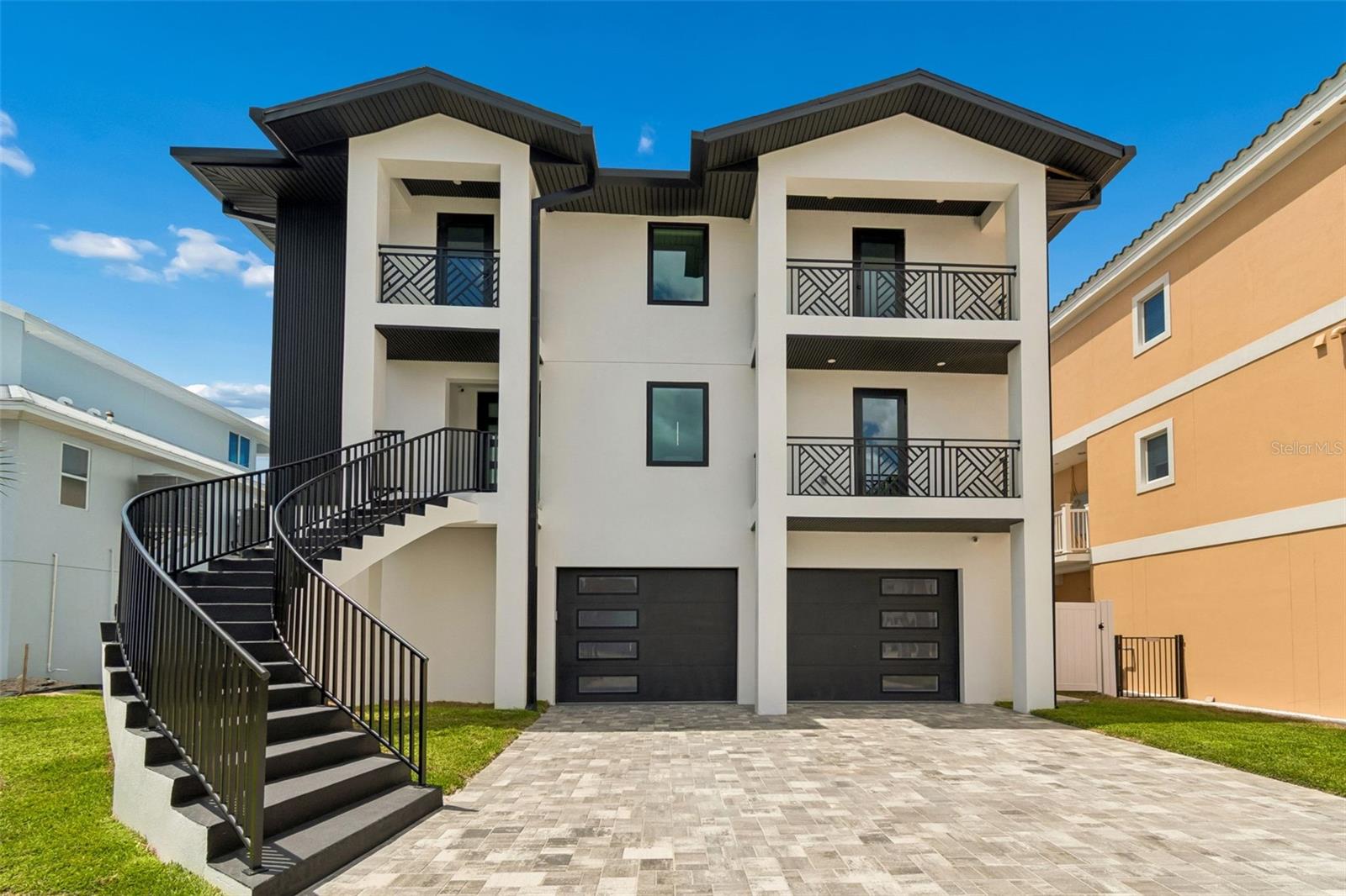 Image 67 of 100 For 930 Eldorado Avenue