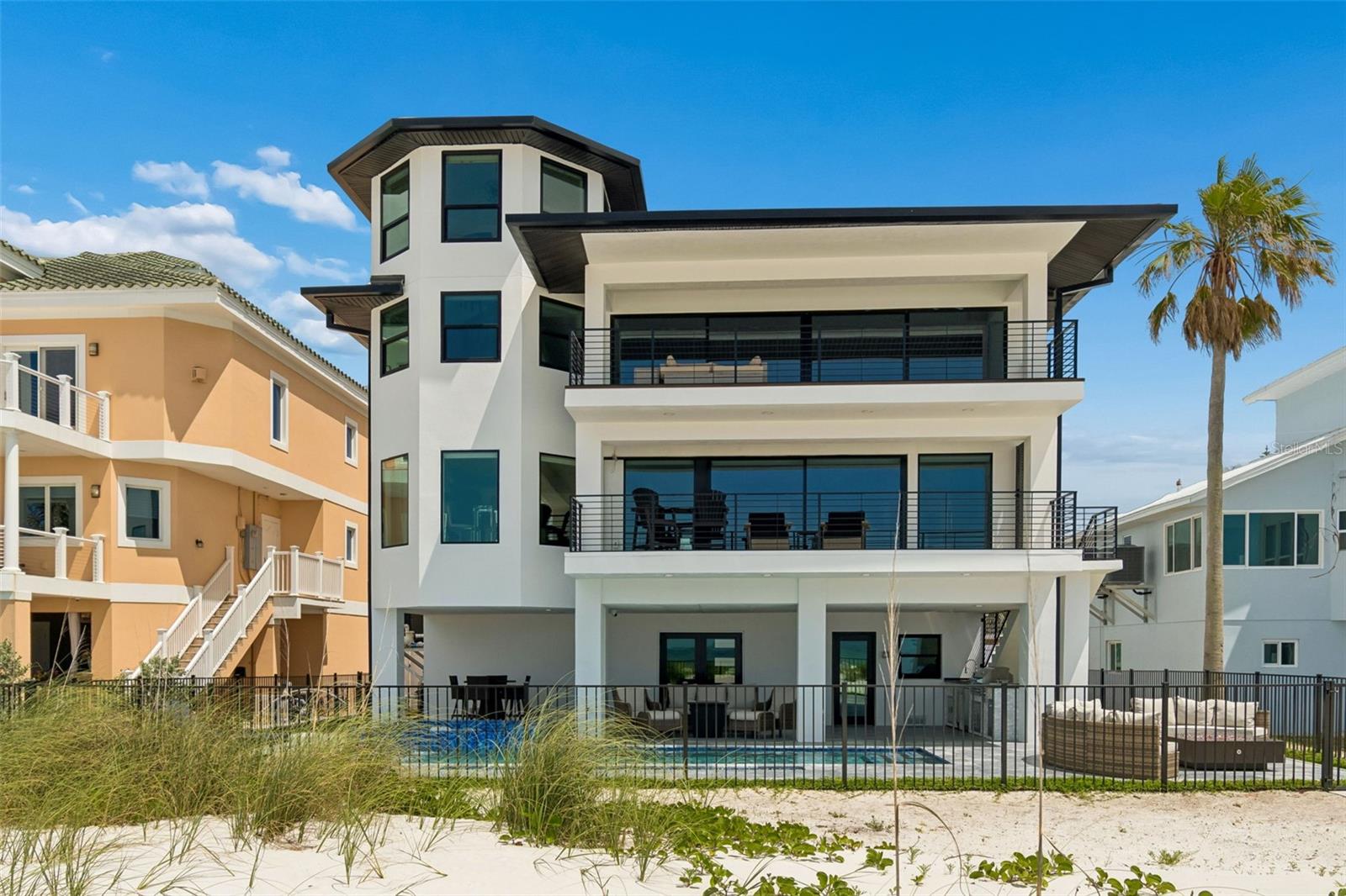 Image 82 of 100 For 930 Eldorado Avenue