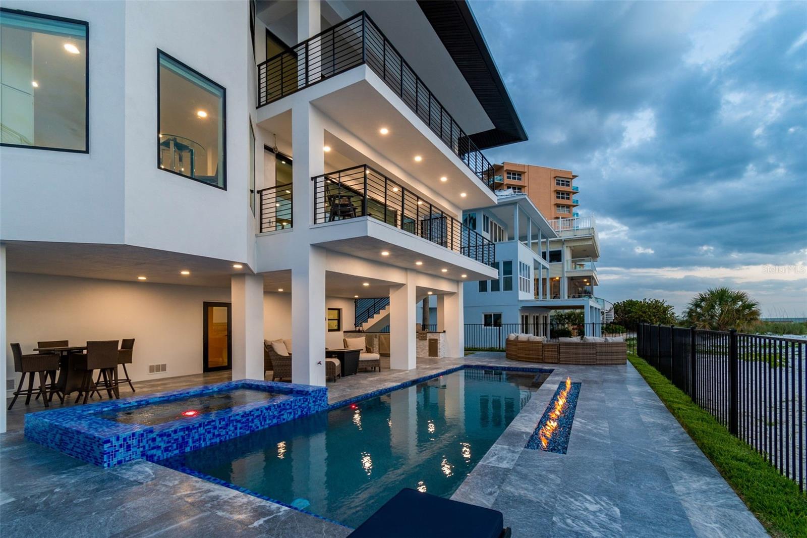 Image 91 of 100 For 930 Eldorado Avenue