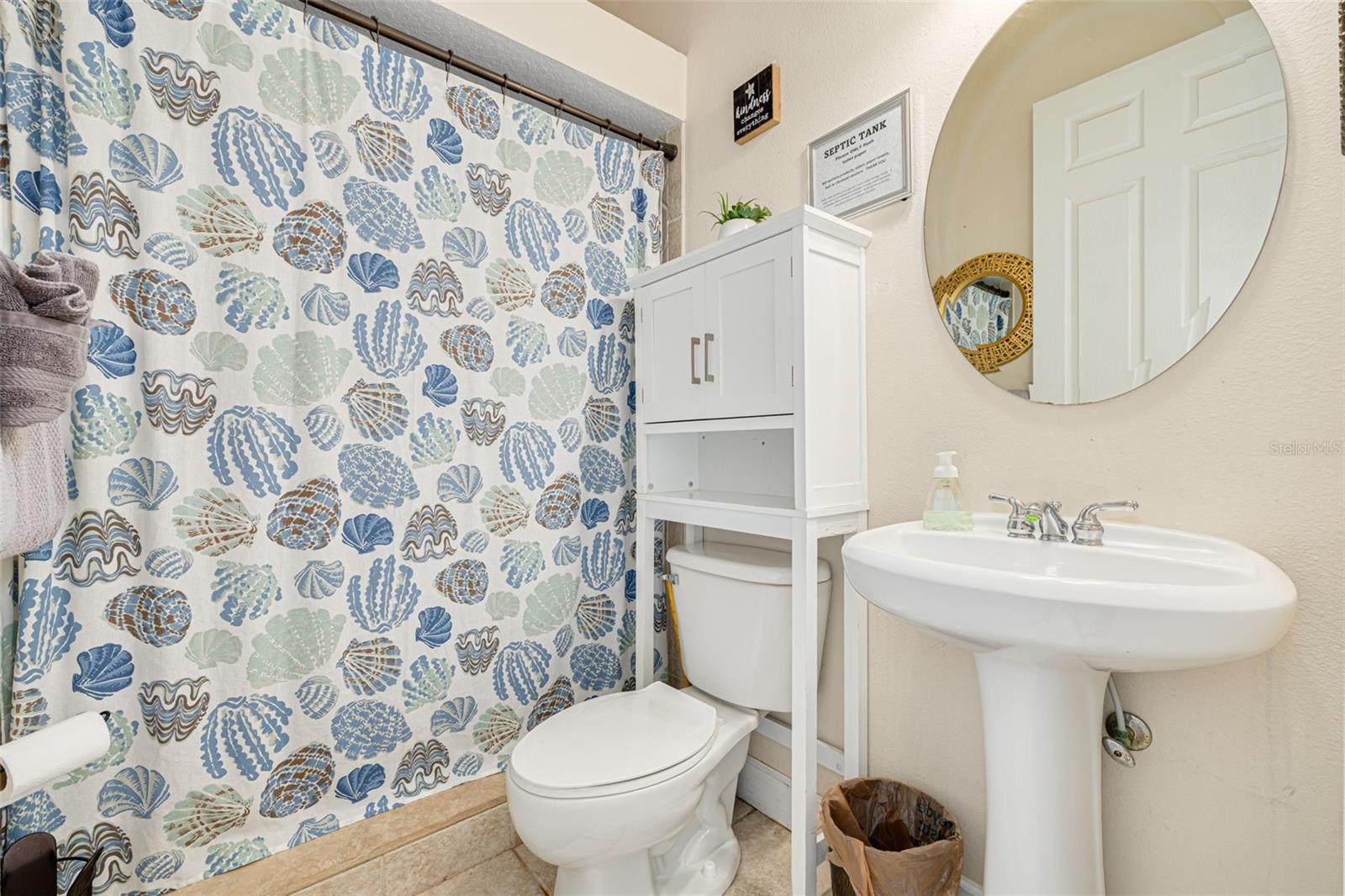 Image 15 of 42 For 901 Virginia Avenue