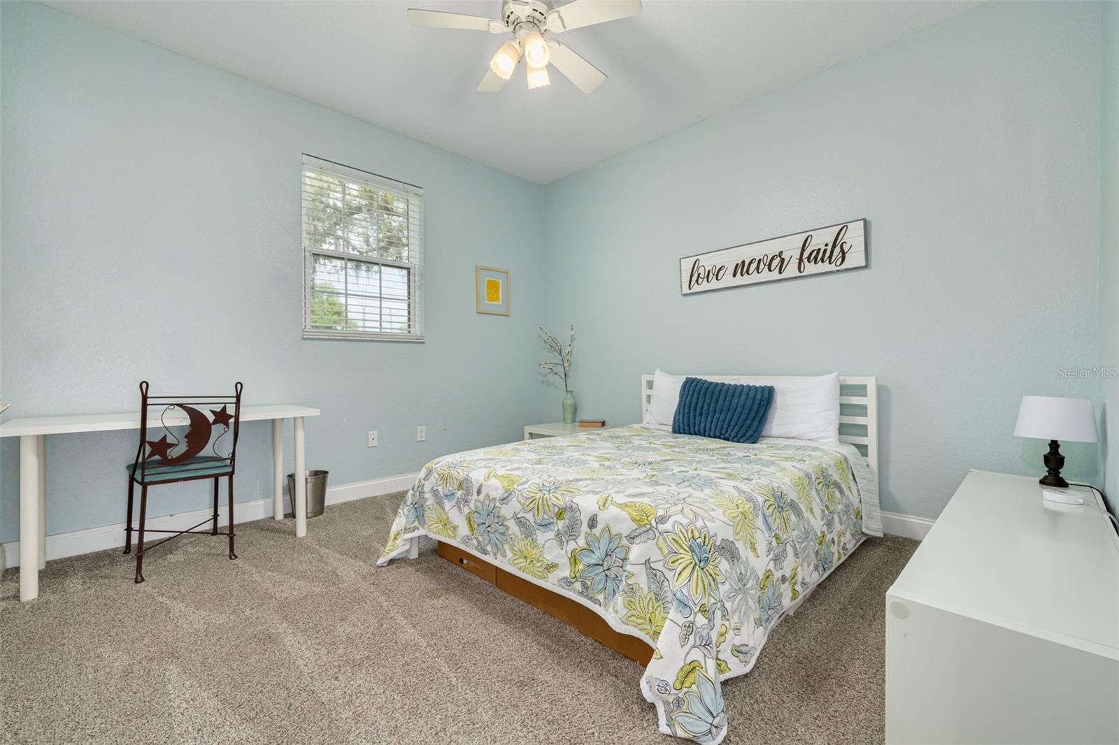 Image 18 of 42 For 901 Virginia Avenue