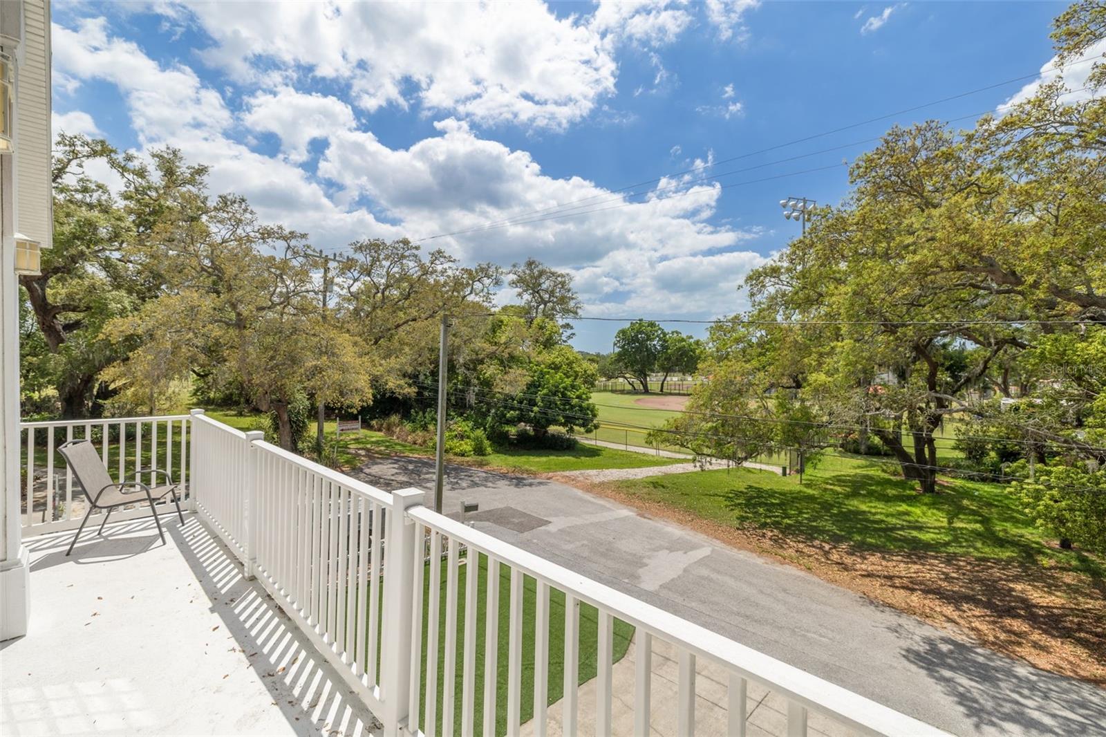 Image 5 of 42 For 901 Virginia Avenue