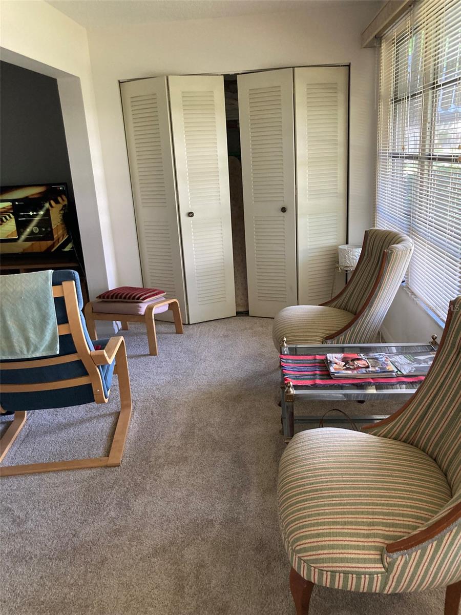 Image 12 of 37 For 5660 80th Street N B107