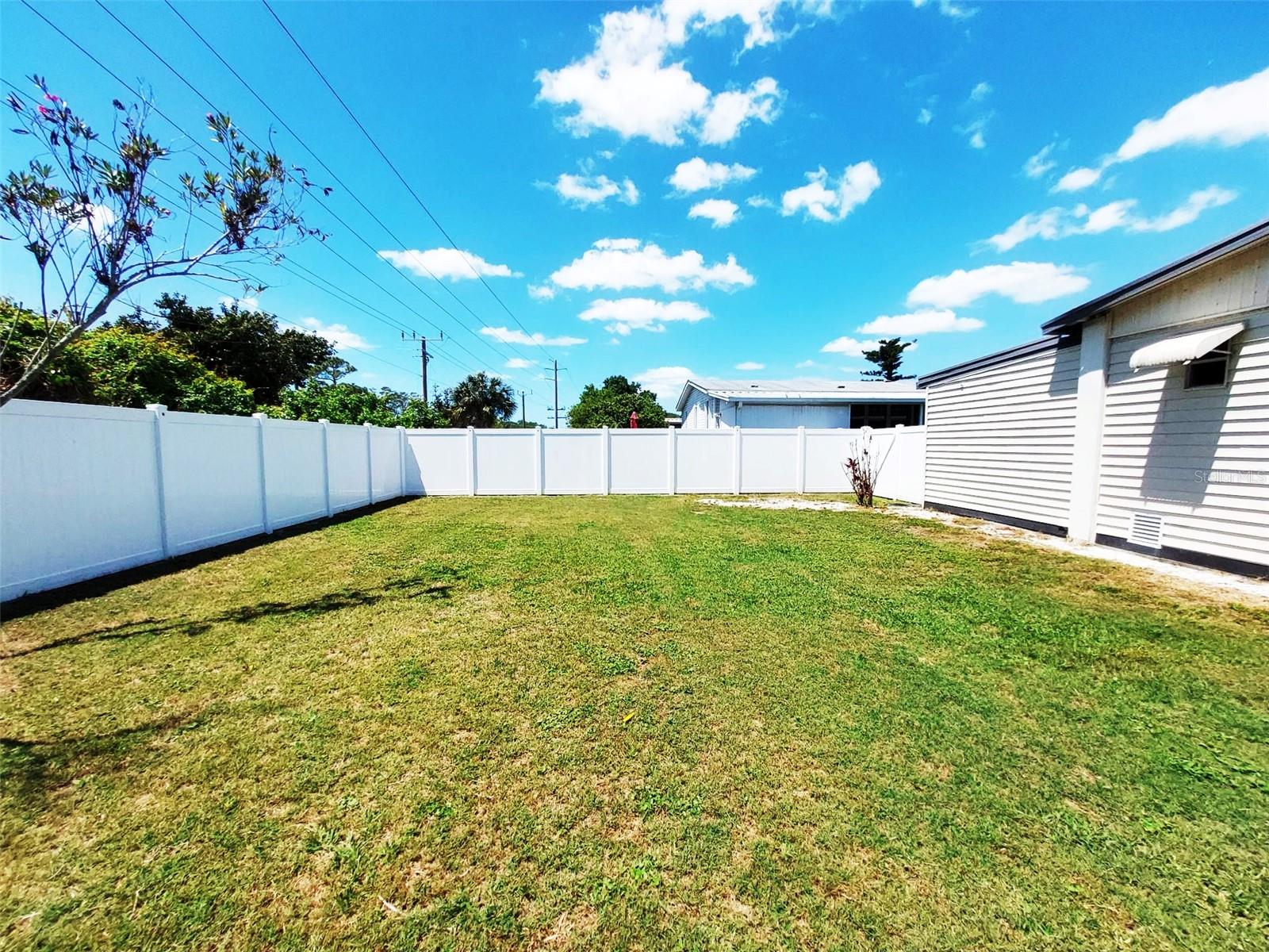 Image 30 of 30 For 302 52nd Avenue Terrace E