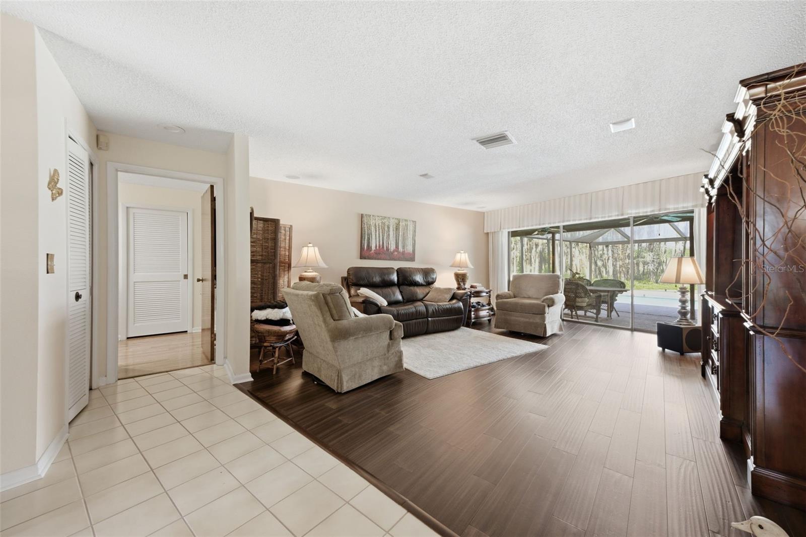 Image 13 of 40 For 820 Newberger Road