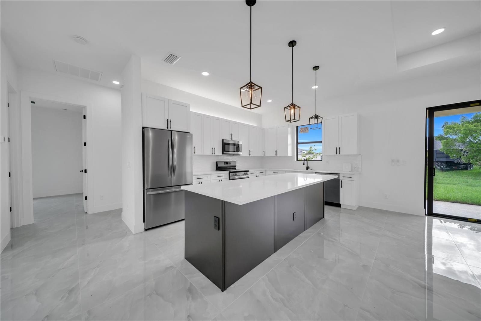 Image 12 of 42 For 2720 Santa Barbara Boulevard N