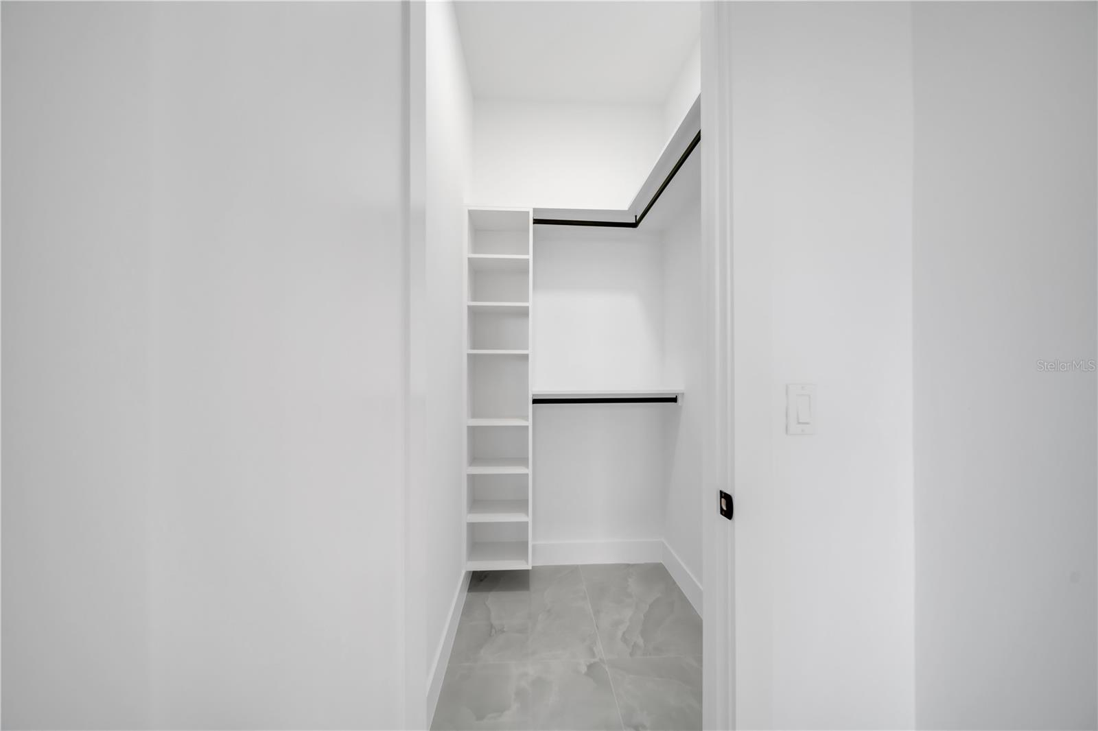 Image 25 of 42 For 2720 Santa Barbara Boulevard N