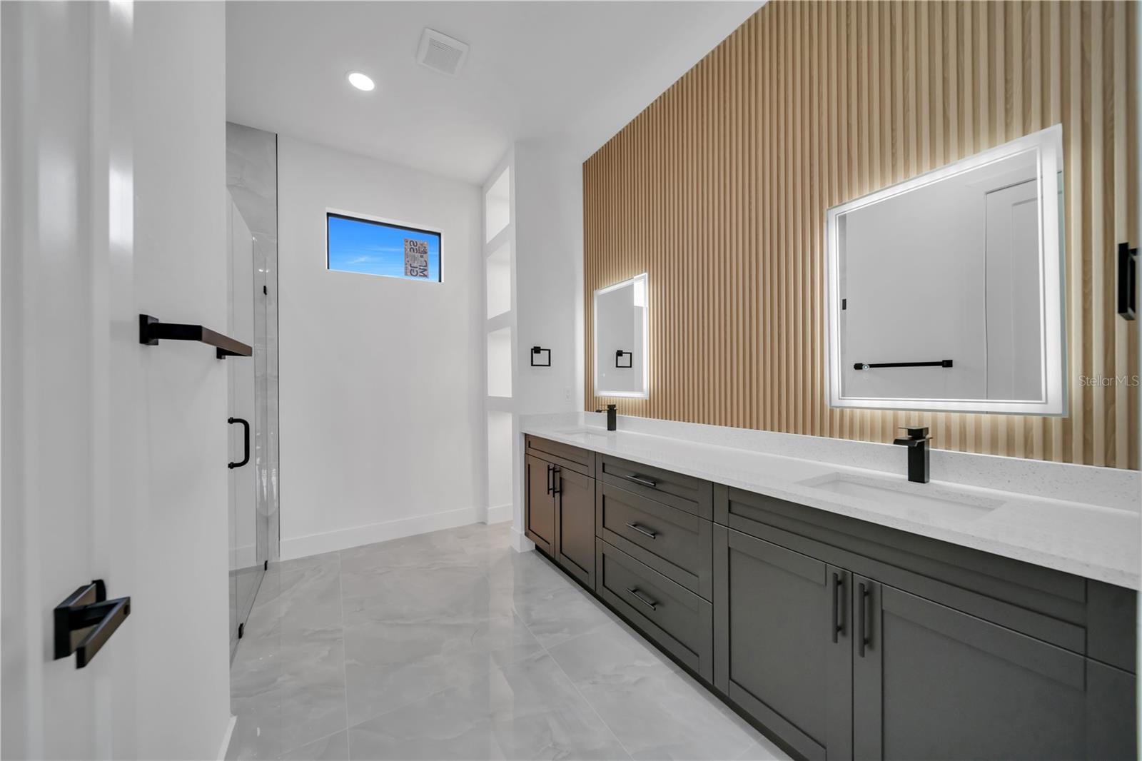 Image 30 of 42 For 2720 Santa Barbara Boulevard N