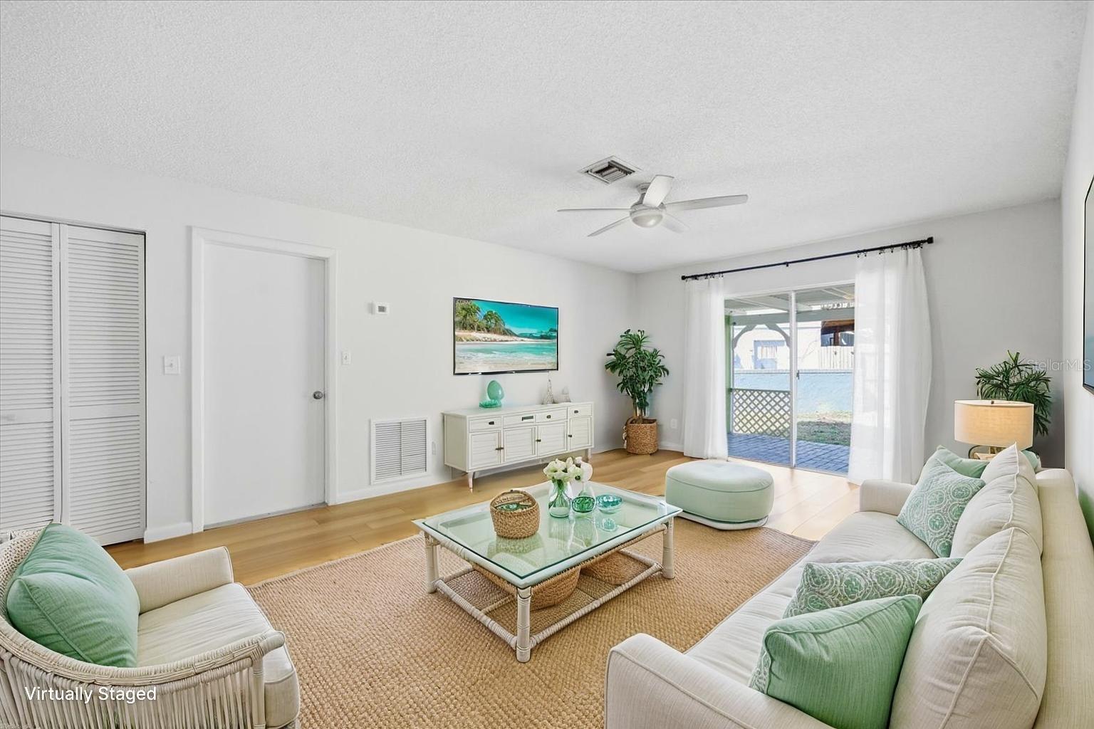 Image 20 of 44 For 11875 90th Avenue