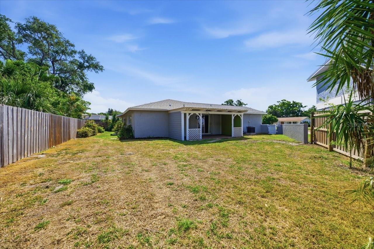 Image 41 of 44 For 11875 90th Avenue