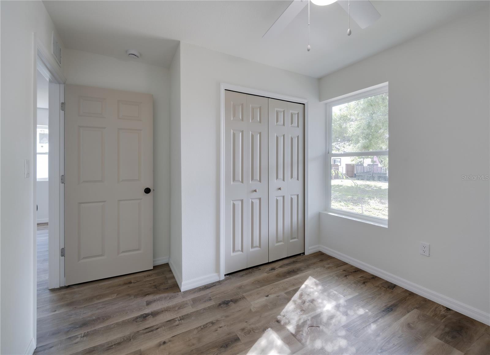 Image 12 of 18 For 767 1-2 19th Avenue S