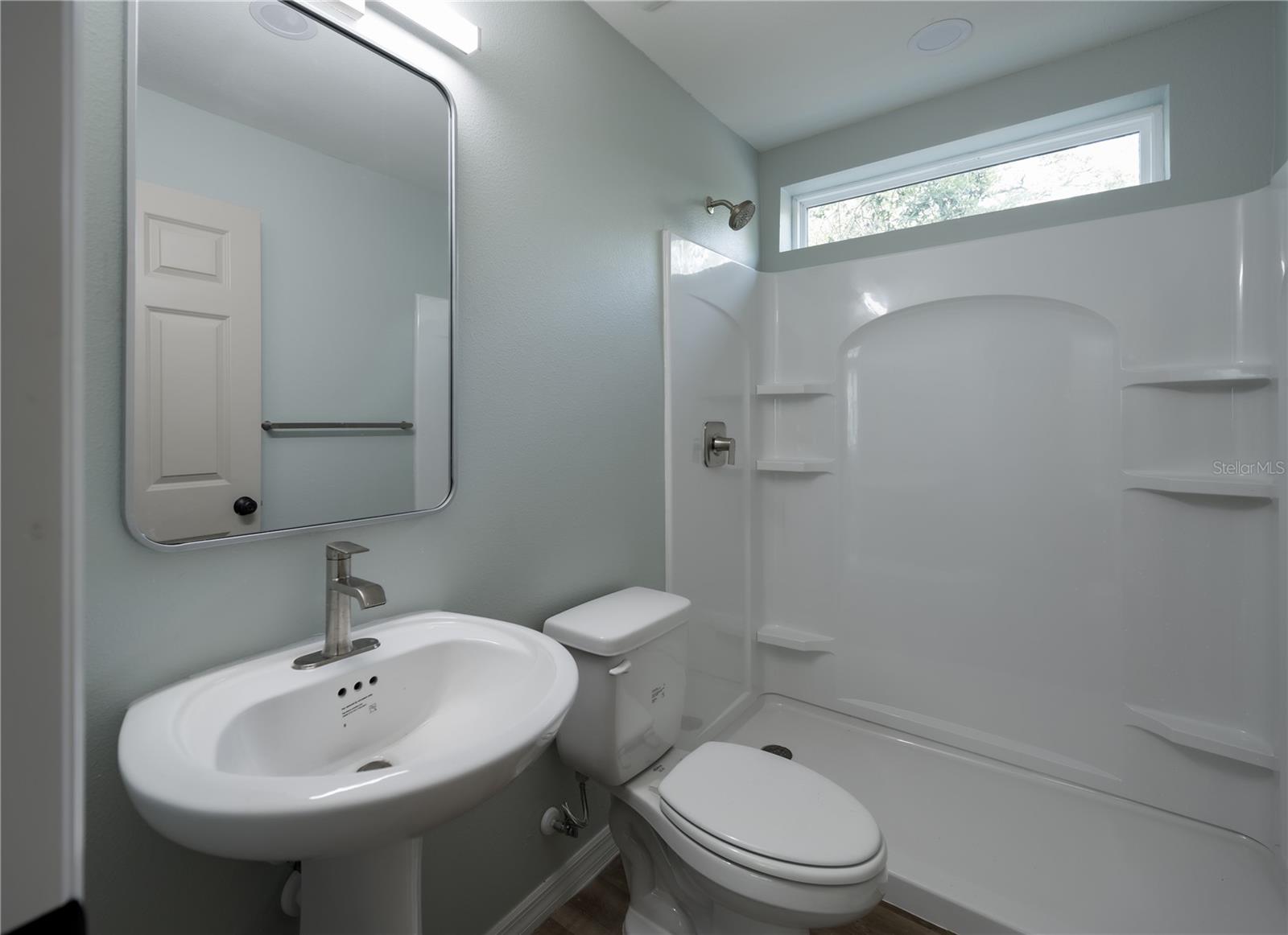 Image 14 of 18 For 767 1-2 19th Avenue S