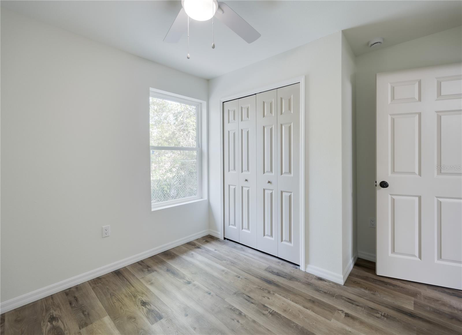 Image 15 of 18 For 767 1-2 19th Avenue S