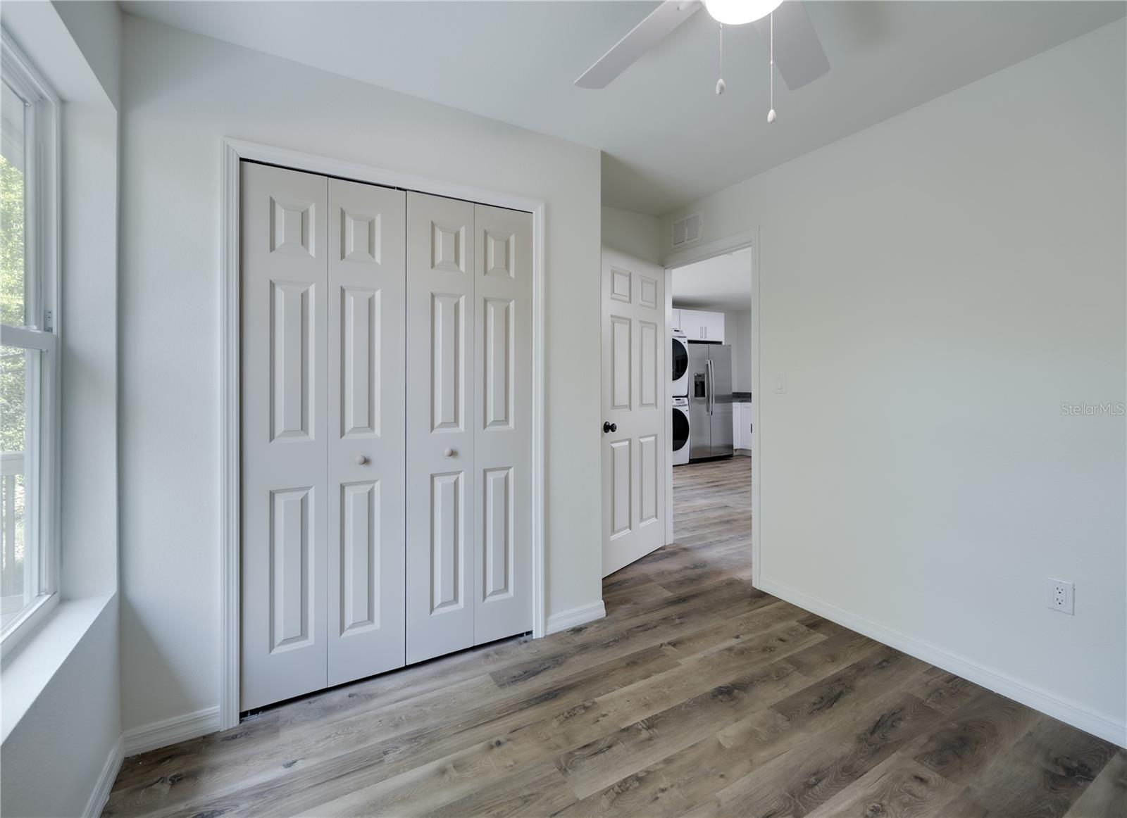 Image 16 of 18 For 767 1-2 19th Avenue S