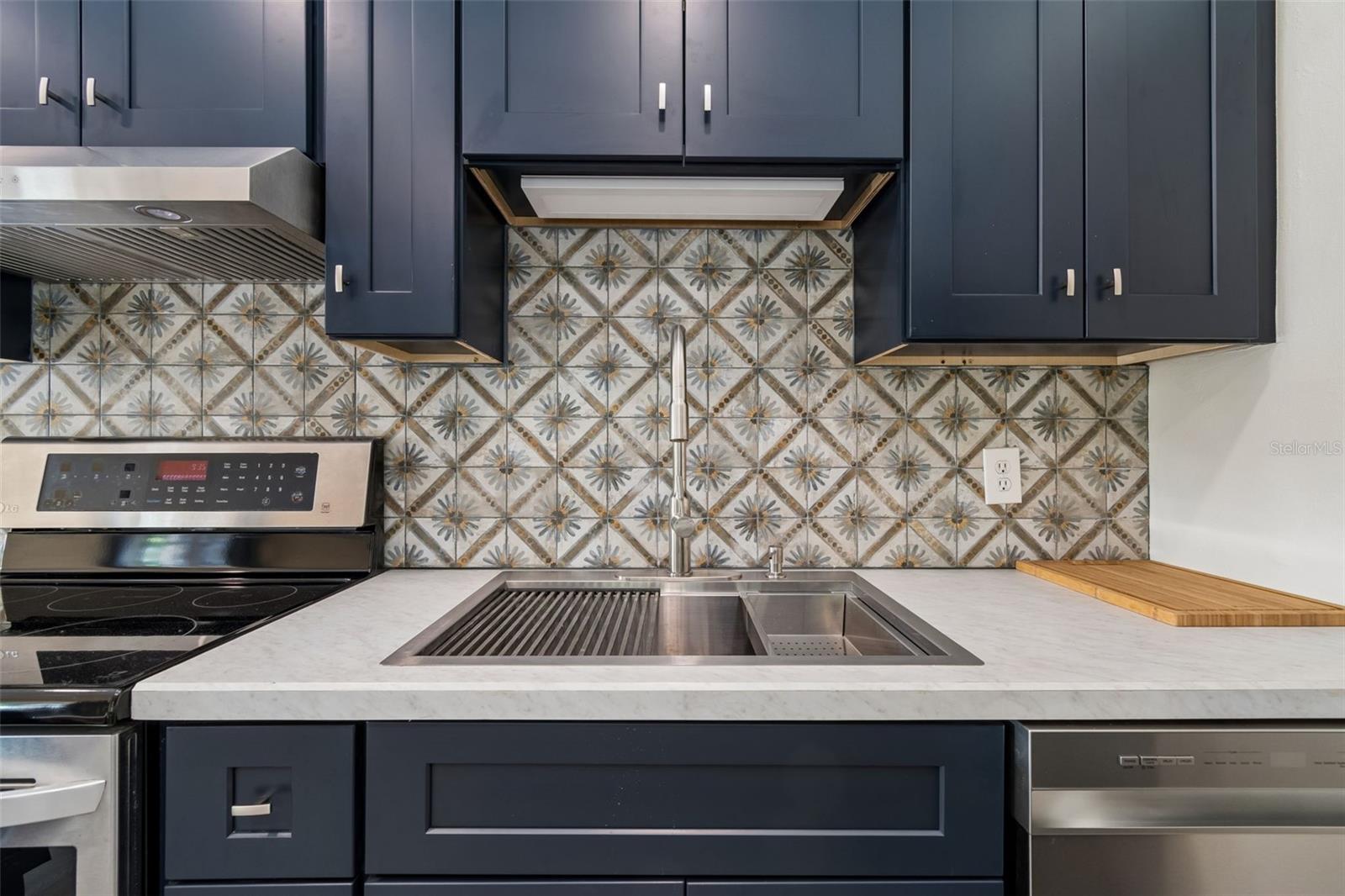 Image 11 of 30 For 1101 27th Street N