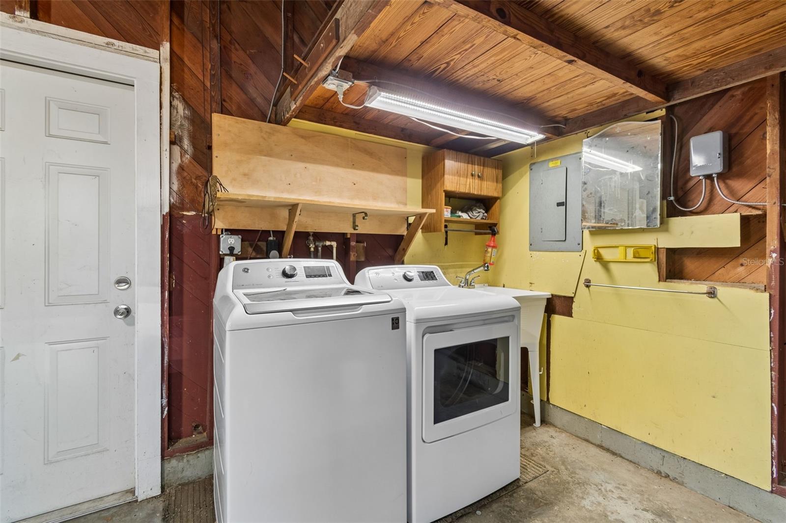 Image 26 of 30 For 1101 27th Street N